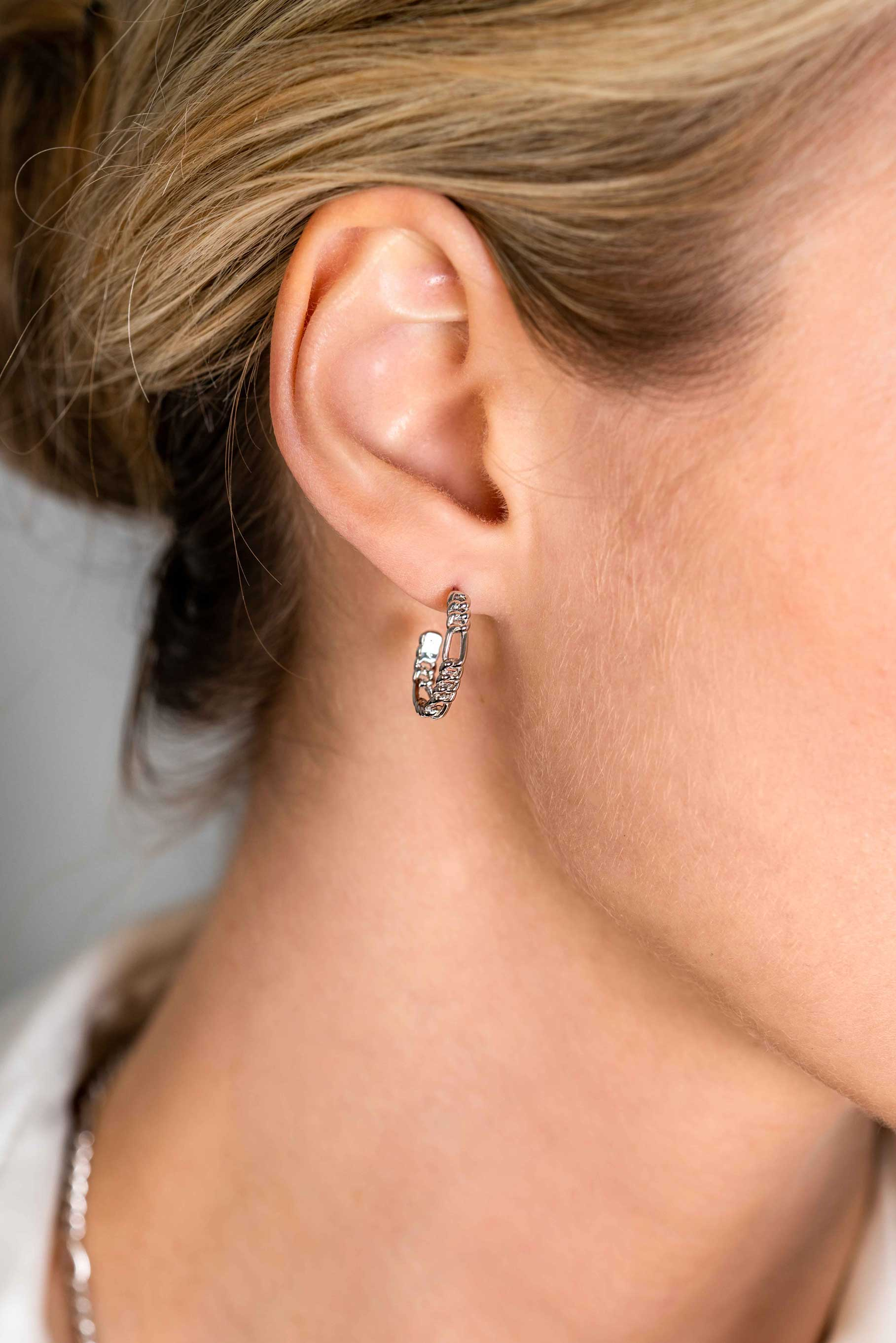 17mm ZINZI Sterling Silver Earrings with Figaro Chain 17x3mm ZIO2291