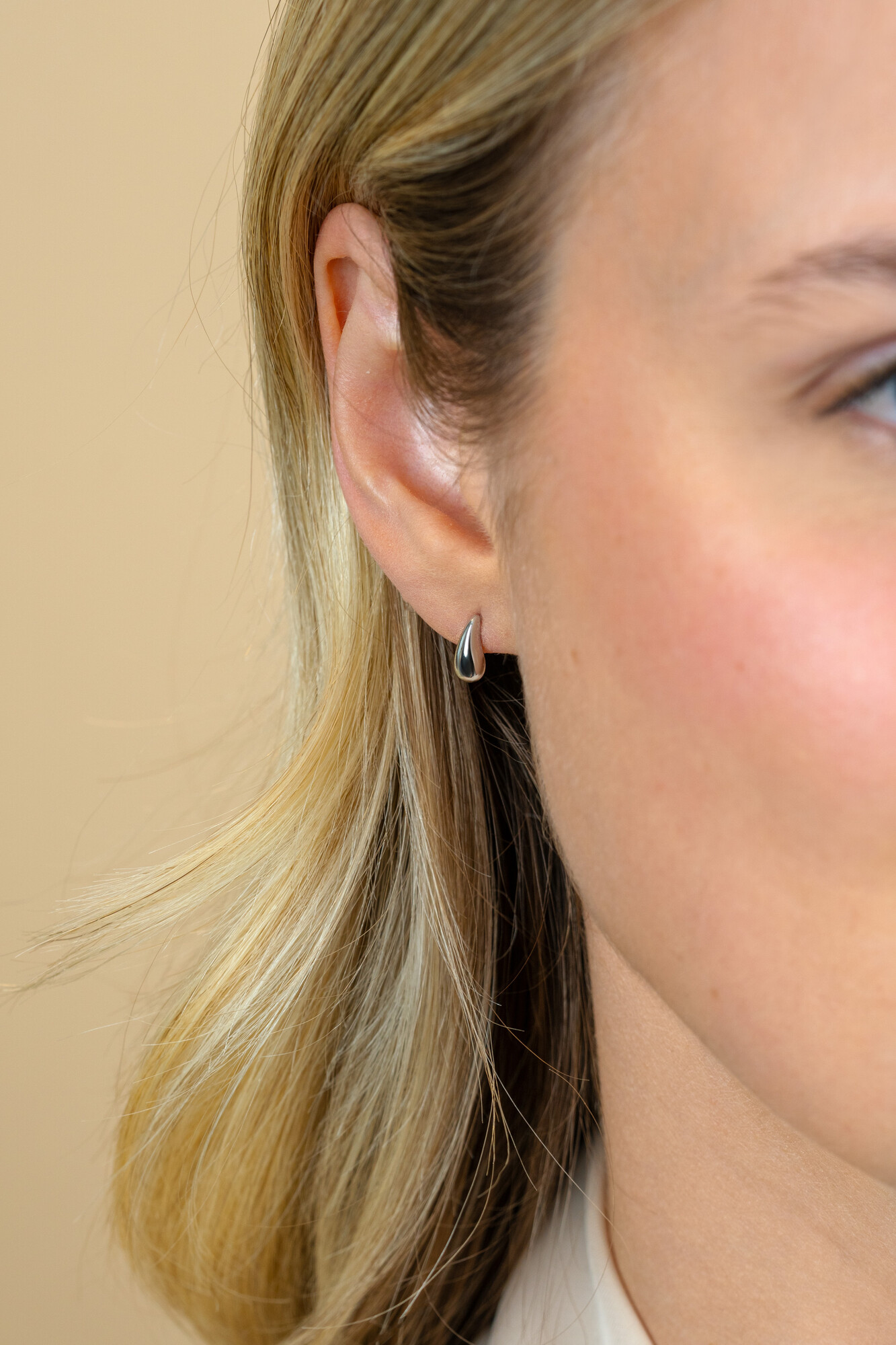 ZINZI zlv. oorknopjes druppel vorm