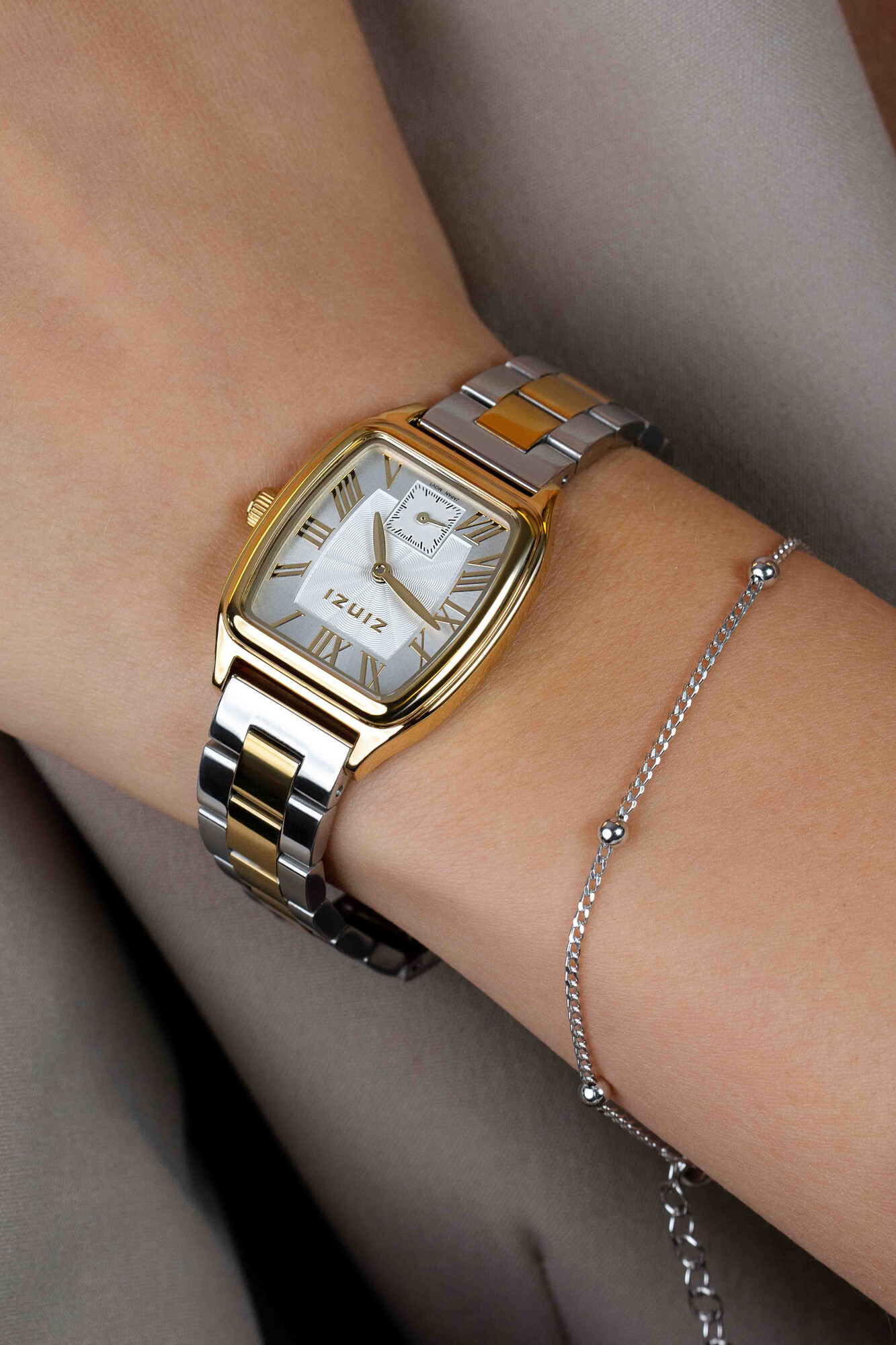 ZINZI Contour Watch Silver sunray Dial and Rectangular Case Stainless Steel bicolor Chain Strap 26mm ZIW3033