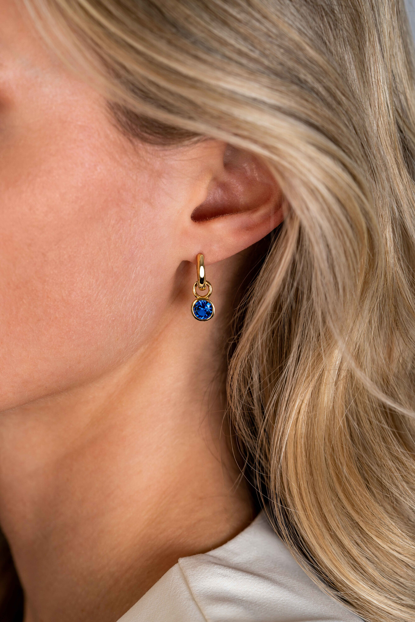 SEPTEMBER Earrings Pendants Gold Plated with Birthstone Blue Sapphire Zirconia (excl. hoop earrings)