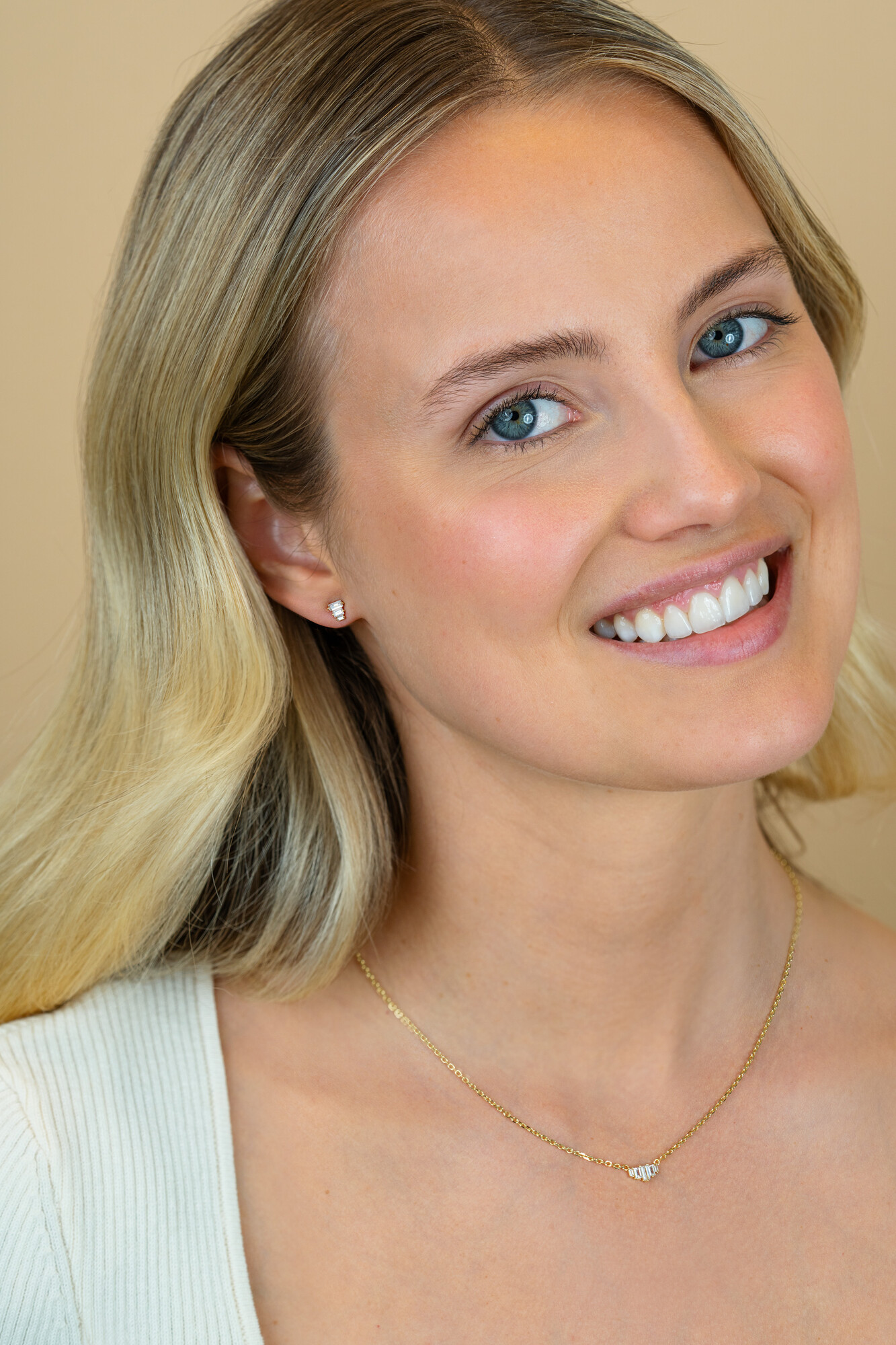 ZINZI zlv. oorknopjes gg.verg. 3x baq.zirc.aflopend