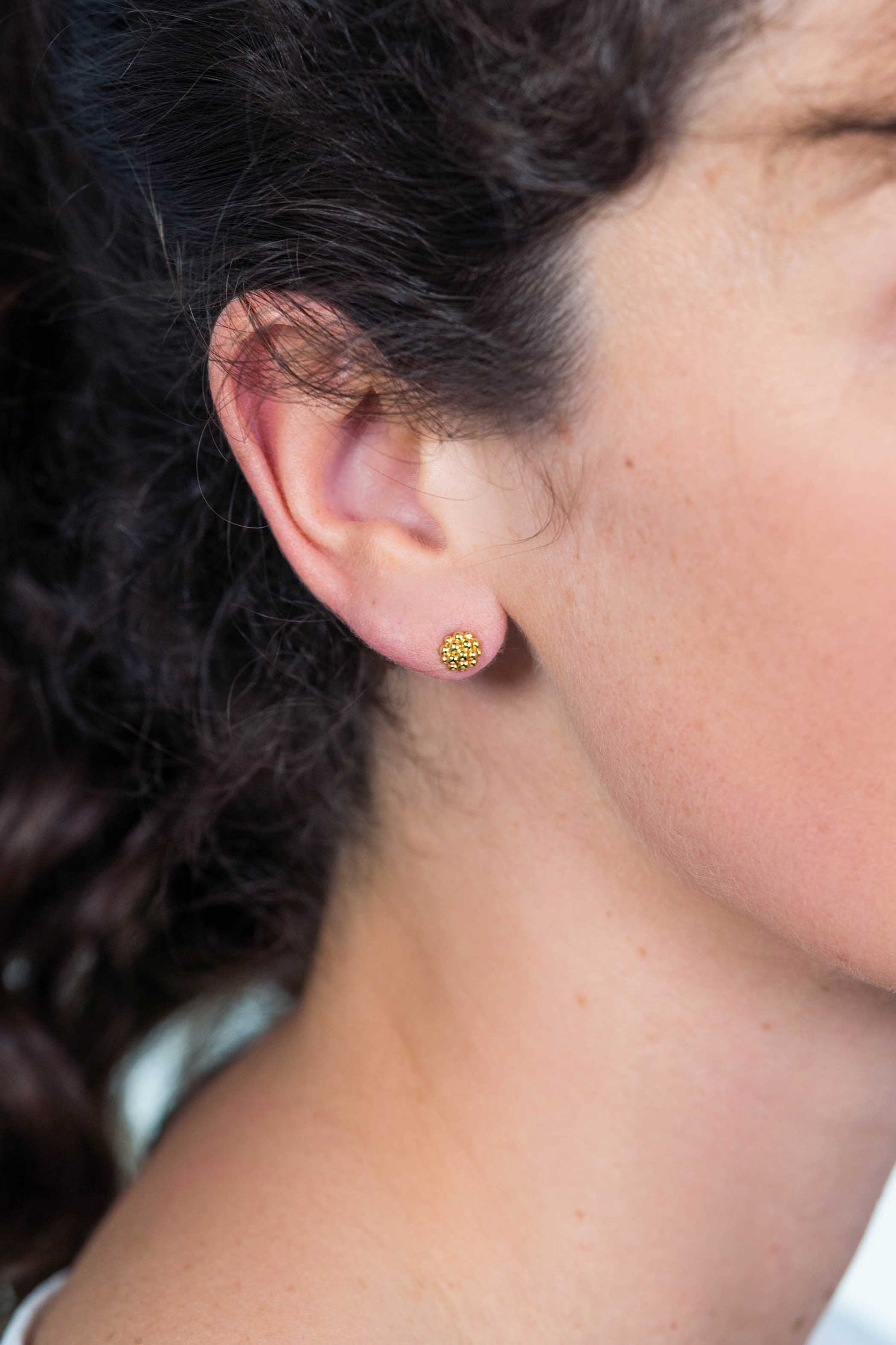 6mm ZINZI Gold Plated Sterling Silver Stud Earrings Beads ZIO1968G