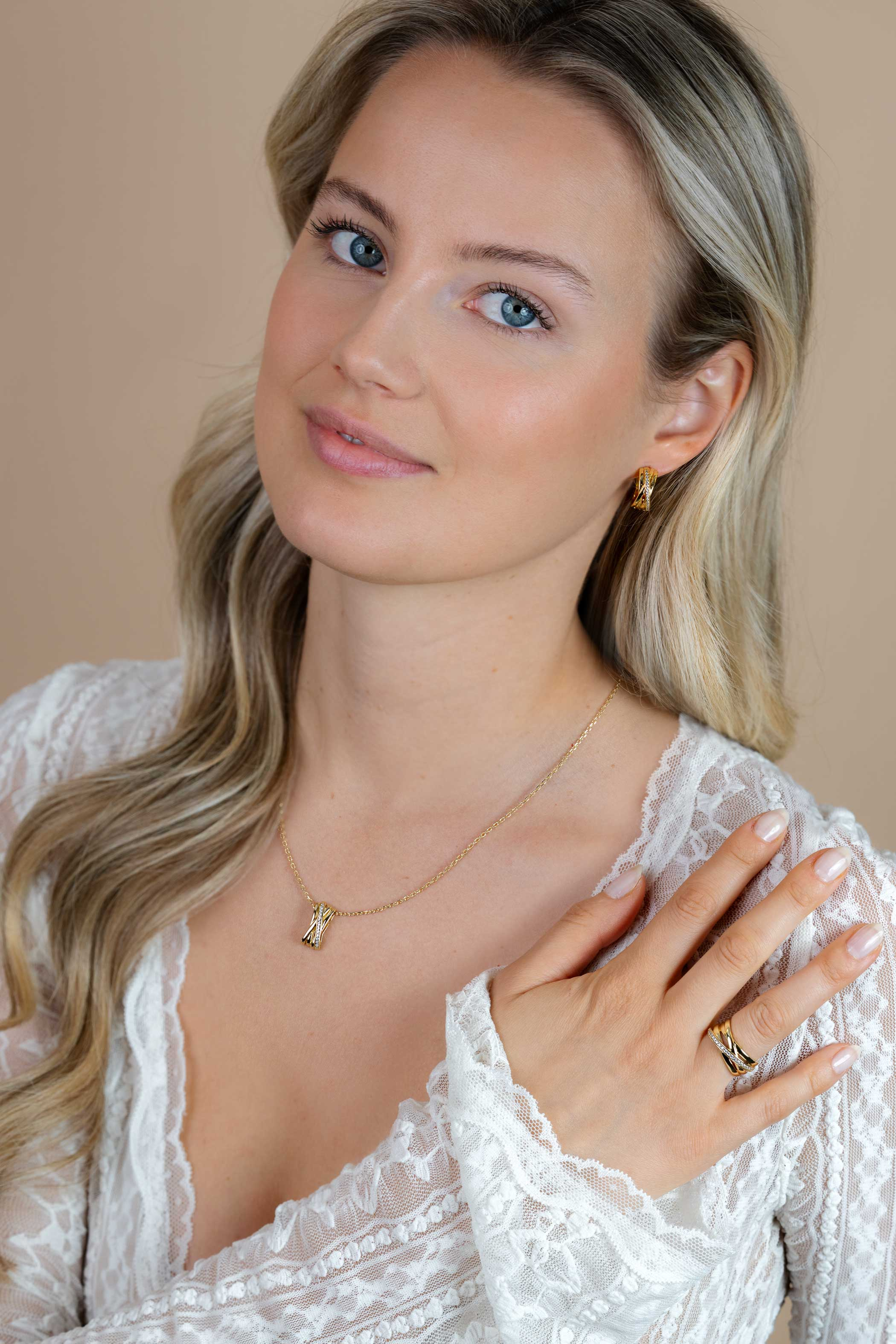 ZINZI zlv. collier gg.verg.cross-over en zirconia's