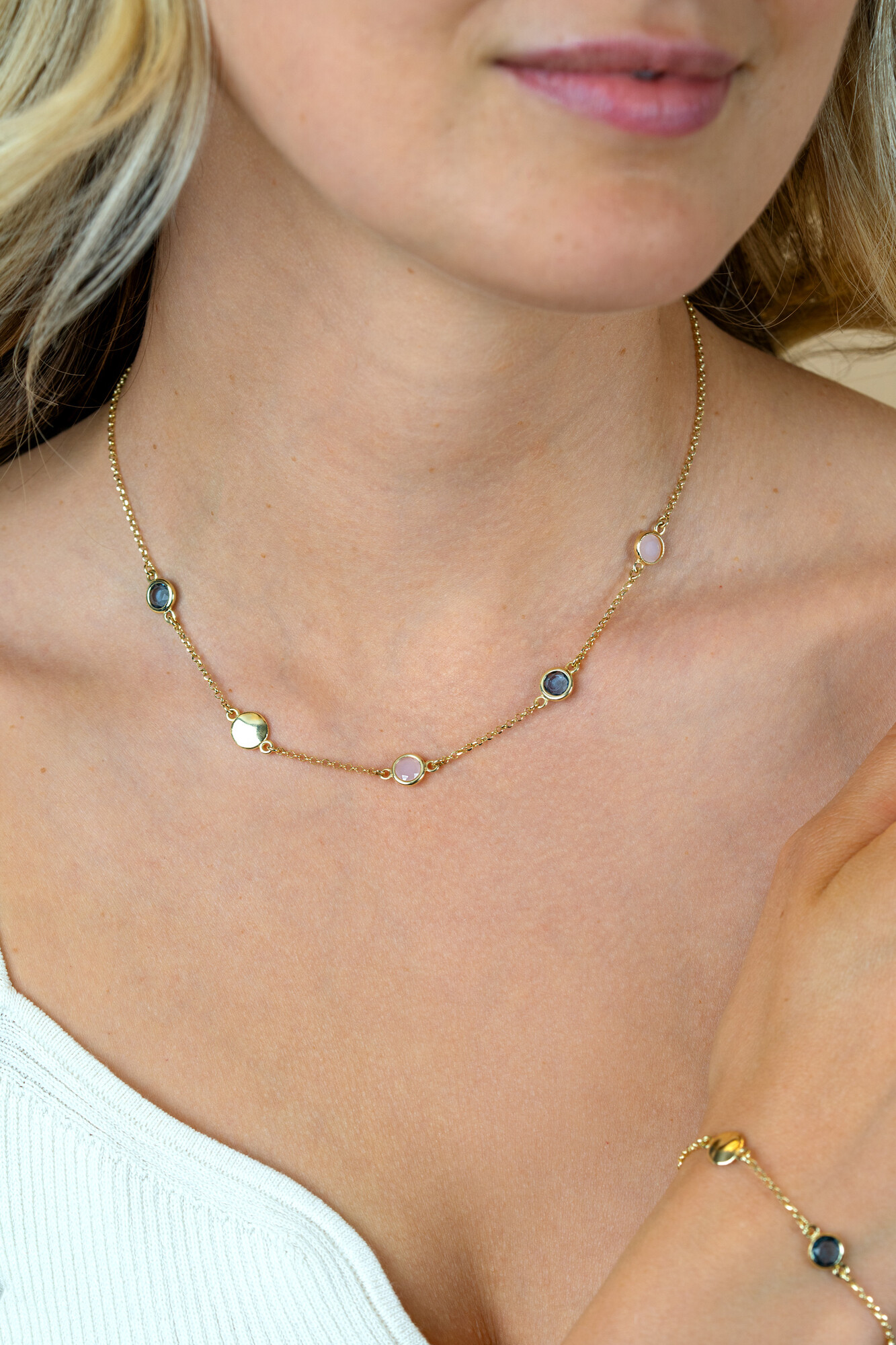 ZINZI zlv. collier gg.verg. blauw en roze kleursteen