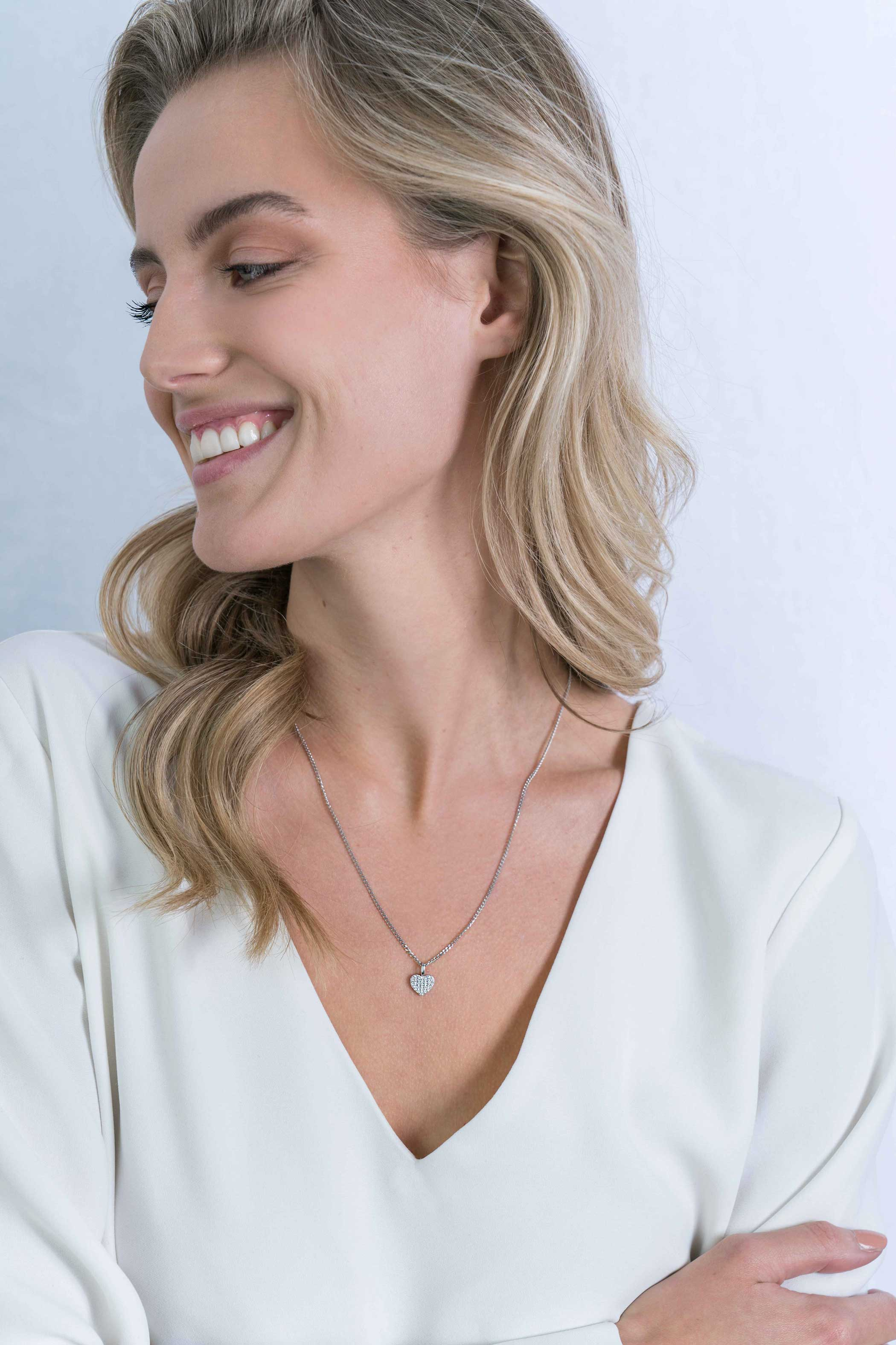 13mm ZINZI Sterling Silver Heart Pendant White Zirconias ZIH2139 (excl. necklace)