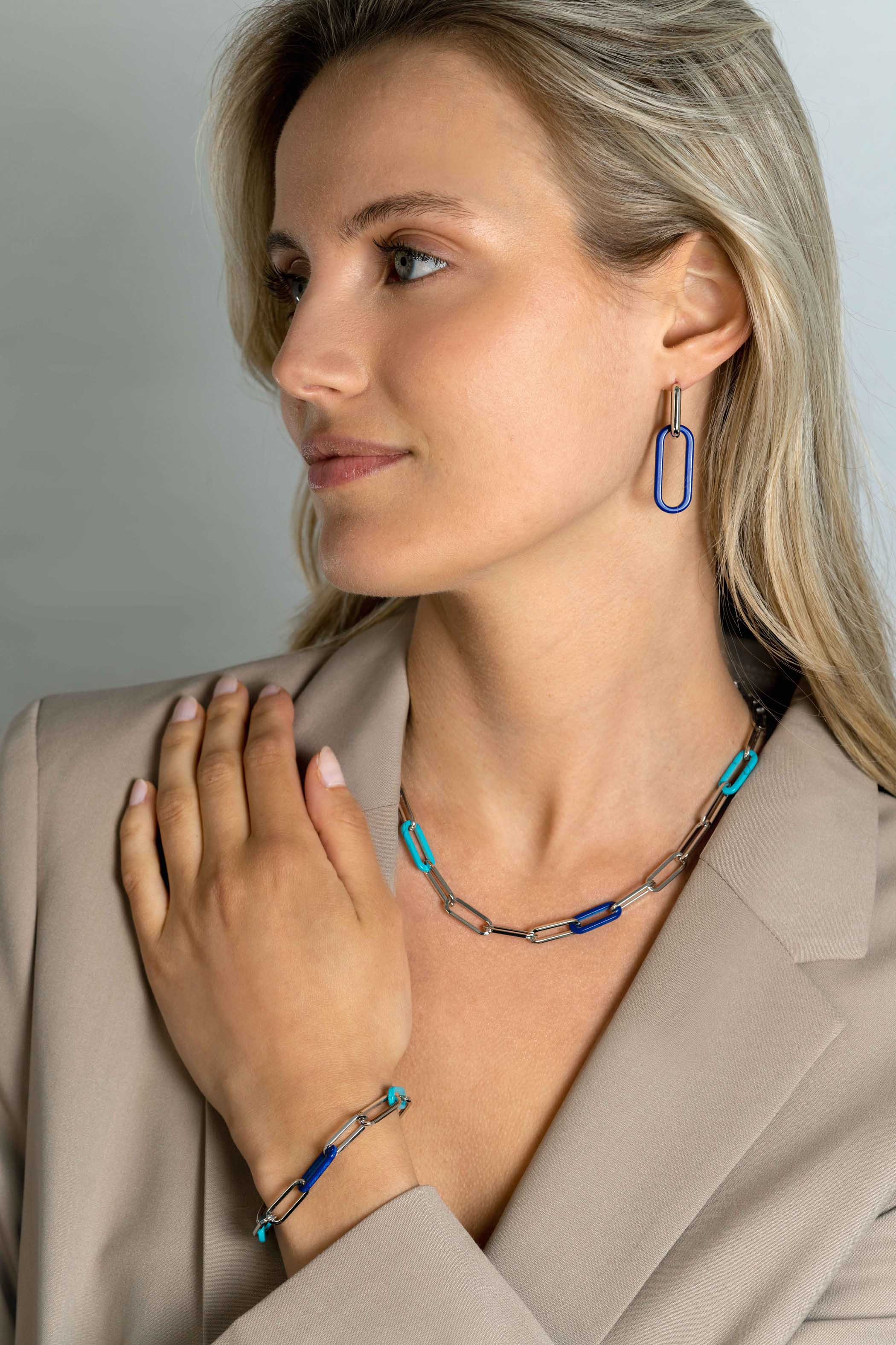 30mm ZINZI Large Oval Earrings Pendants in Trendy Lapis Lazuli Blue ZICH2456L (excl. hoop earrings)