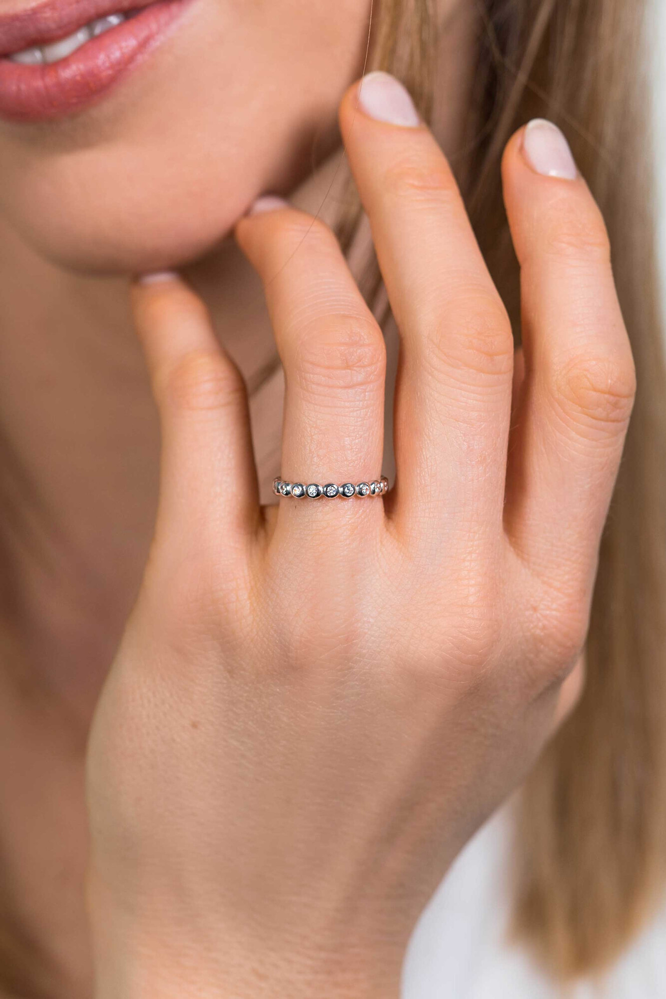 ZINZI Sterling Silver Stackable Ring Round White Zirconias ZIR1981