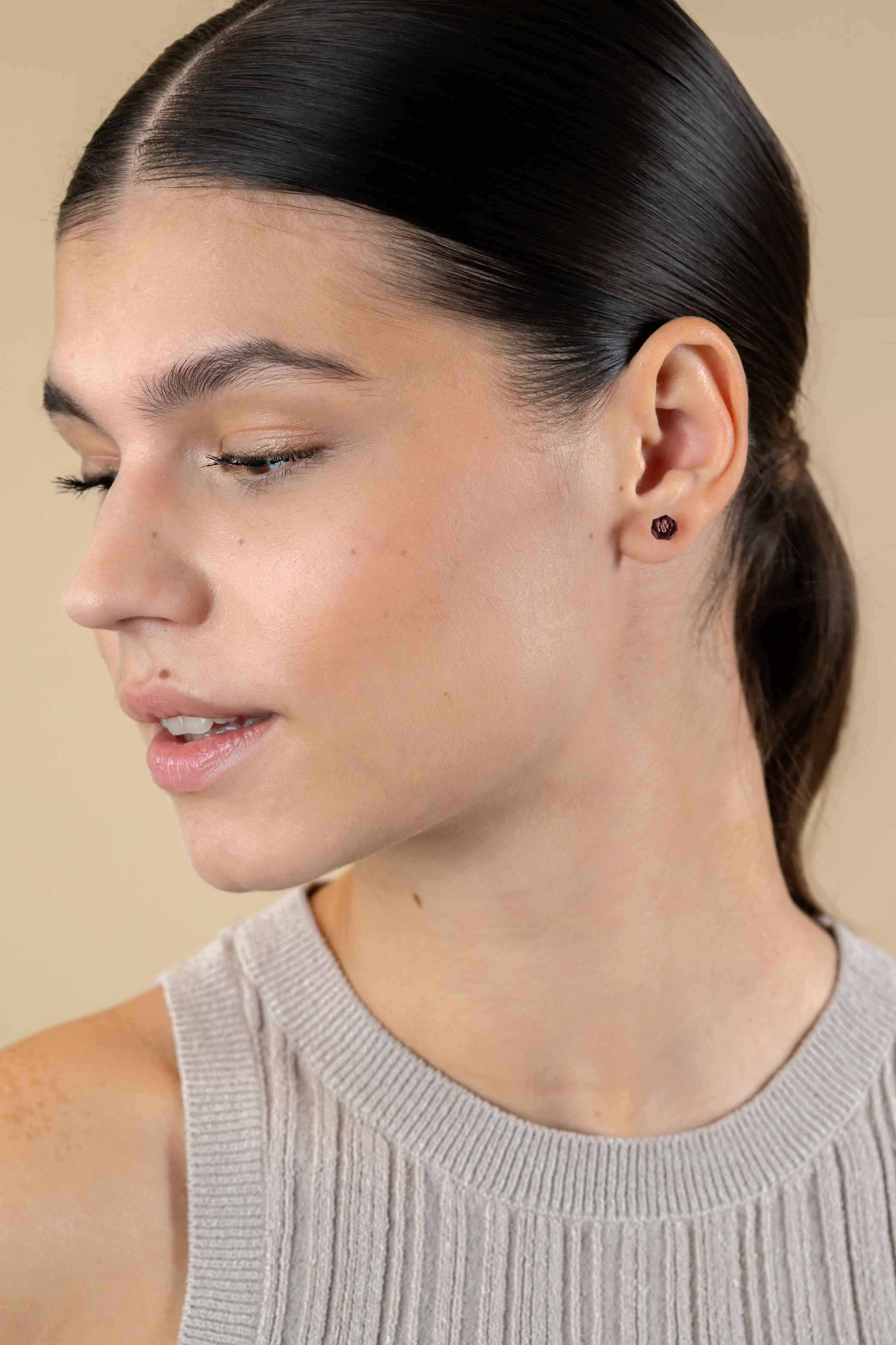 6mm ZINZI Sterling Silver Stud Earrings with Purple Beads ZIO1317P