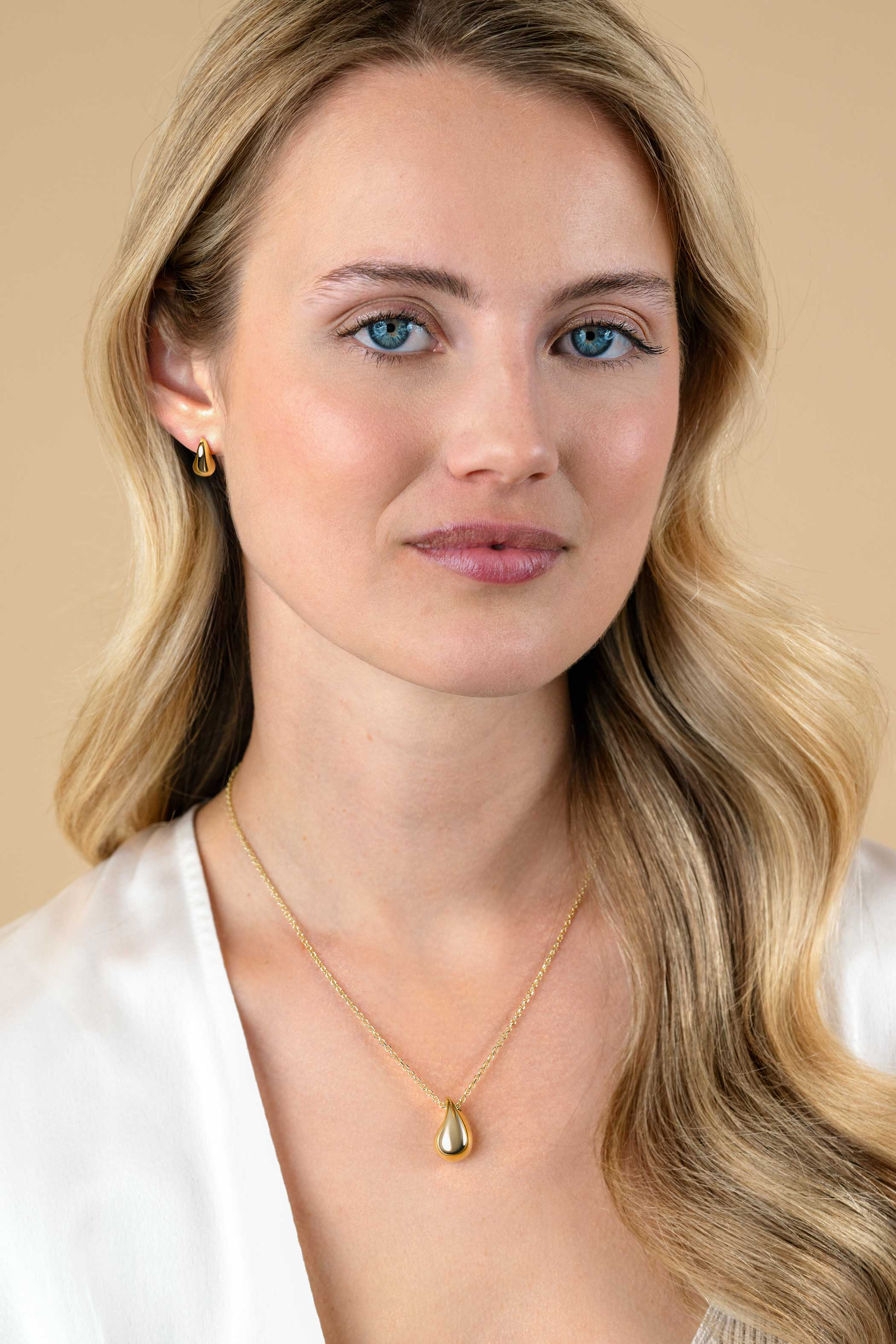 ZINZI gold plated silver jasseron necklace 42-45cm with organically shaped pendant 18mm ZIC2636G