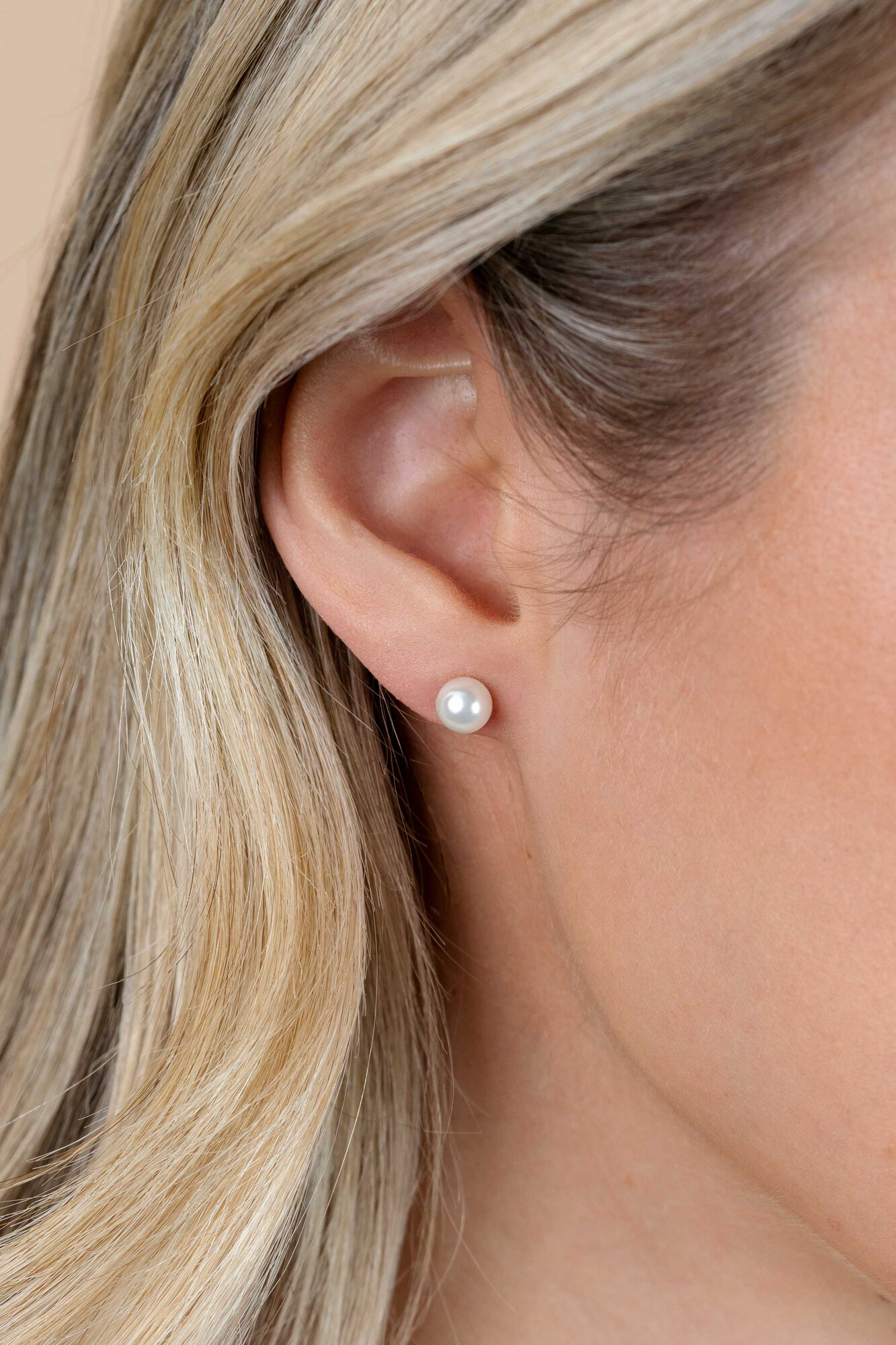 6mm ZINZI Sterling Silver Stud Earrings with White Pearl ZIO1317