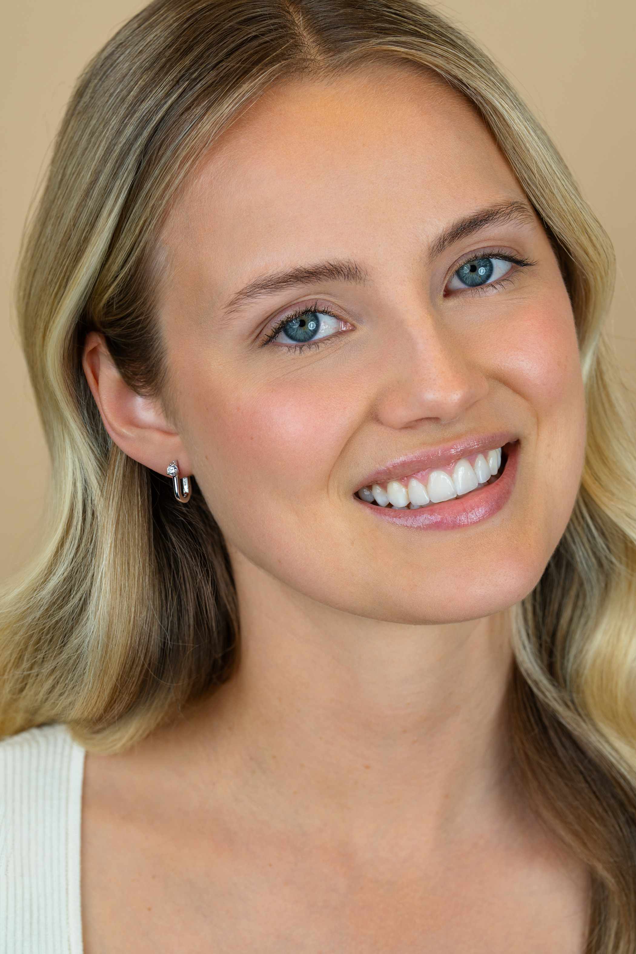 ZINZI zlv. klapcreolen ovale vorm met ronde zirc.14x4