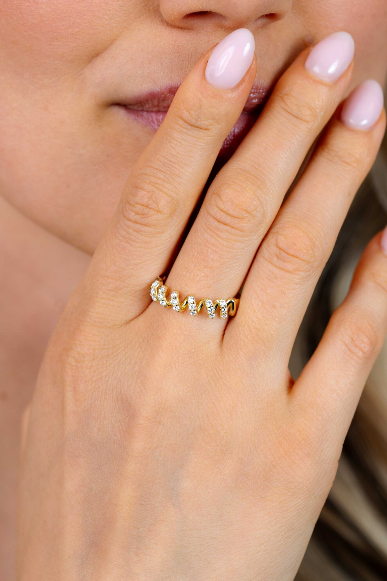 ZINZI zlv. ring gg.verg. wokkel vorm zirconia's mt.62