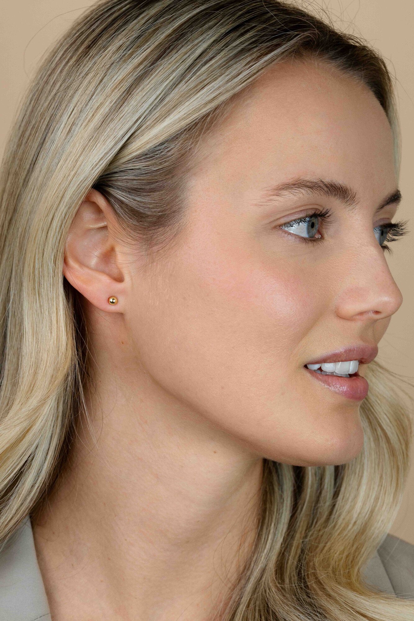 6mm ZINZI Gold Plated Sterling Silver Stud Earrings Bead ZIO808G