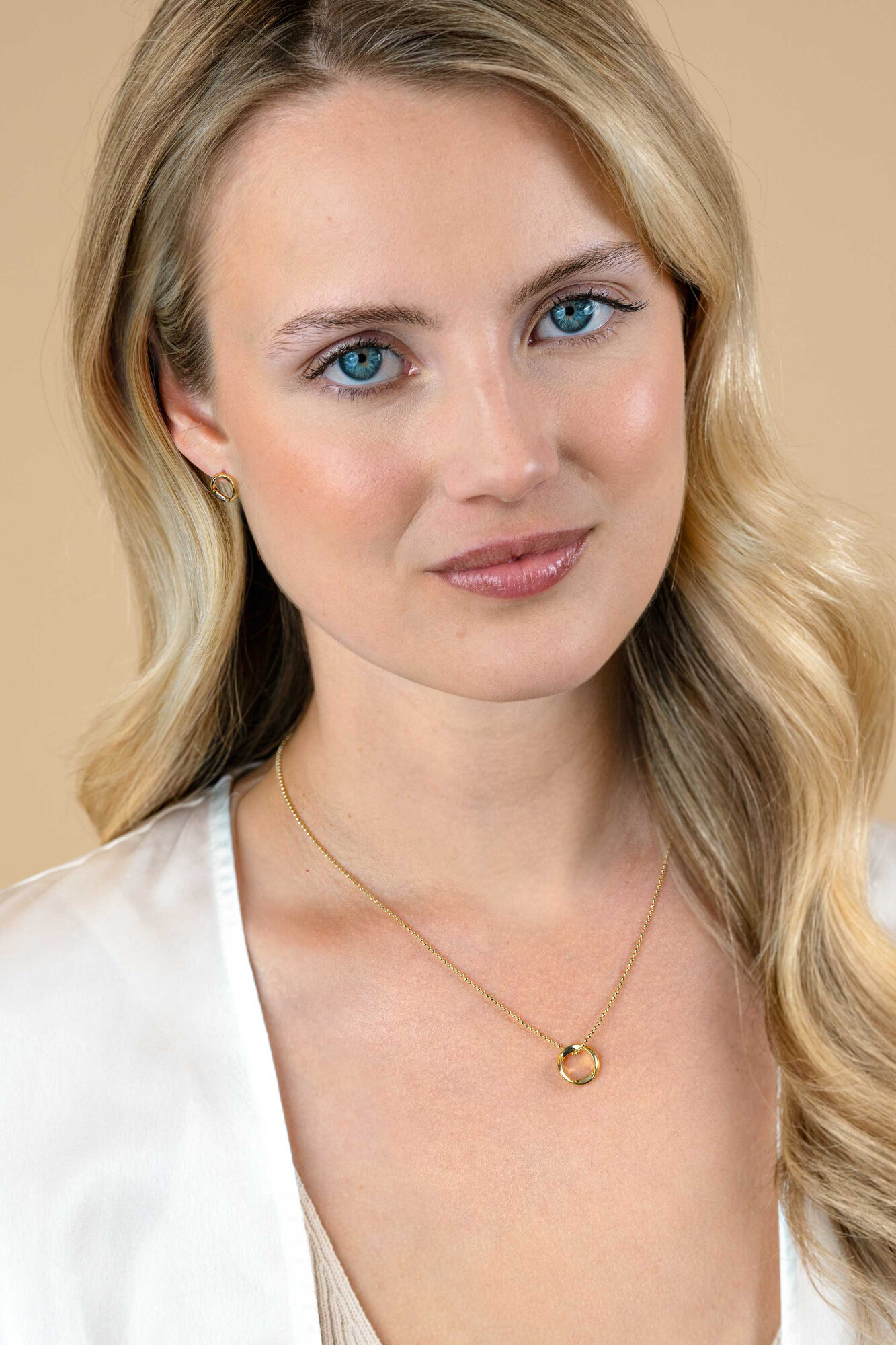 ZINZI gold plated silver bead necklace with smooth pendant in round organic shape 45-48cm ZIC2611G