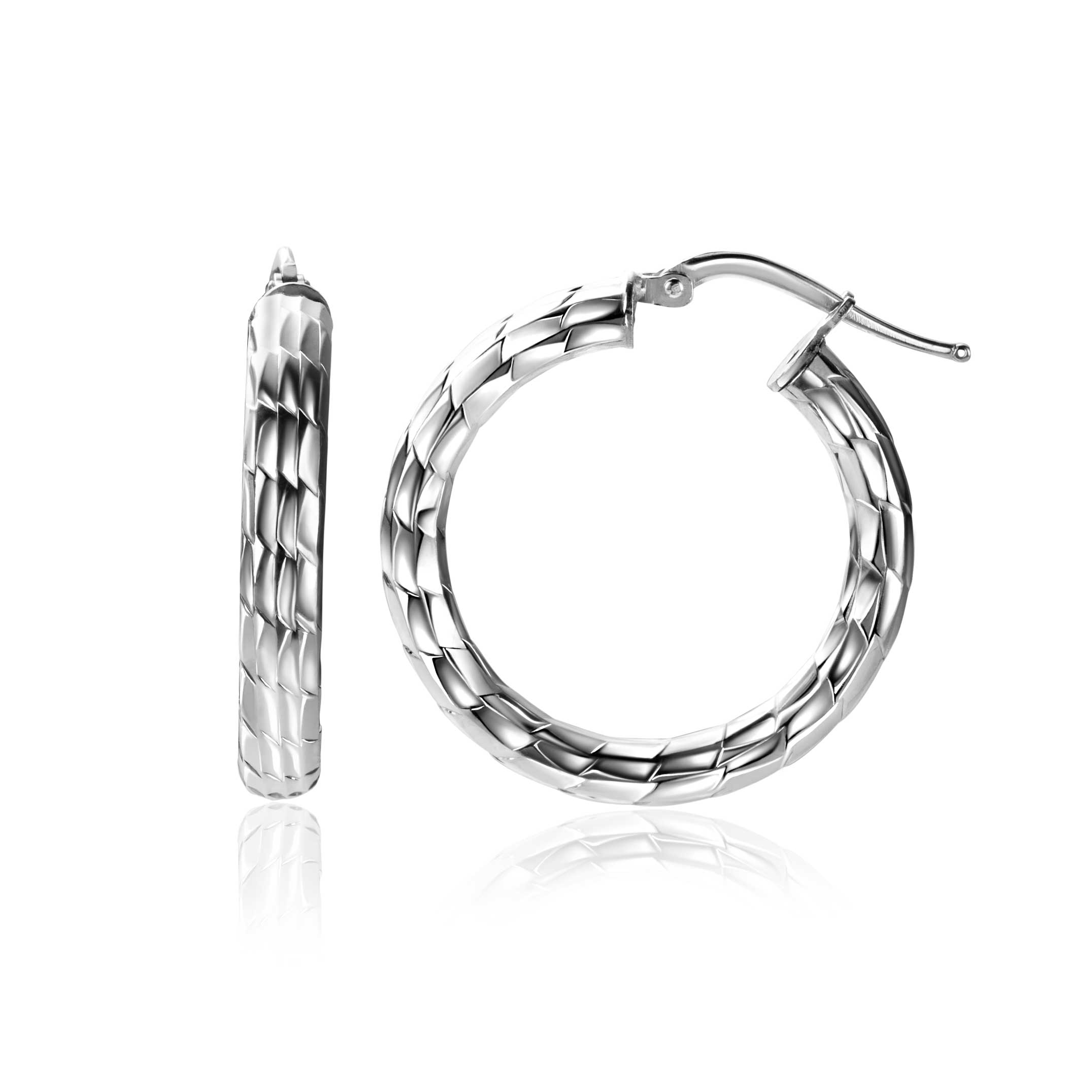28mm ZINZI silver hoop earrings with beautifully crafted tube, 4.5mm wide, and convenient top closure ZIO2575
