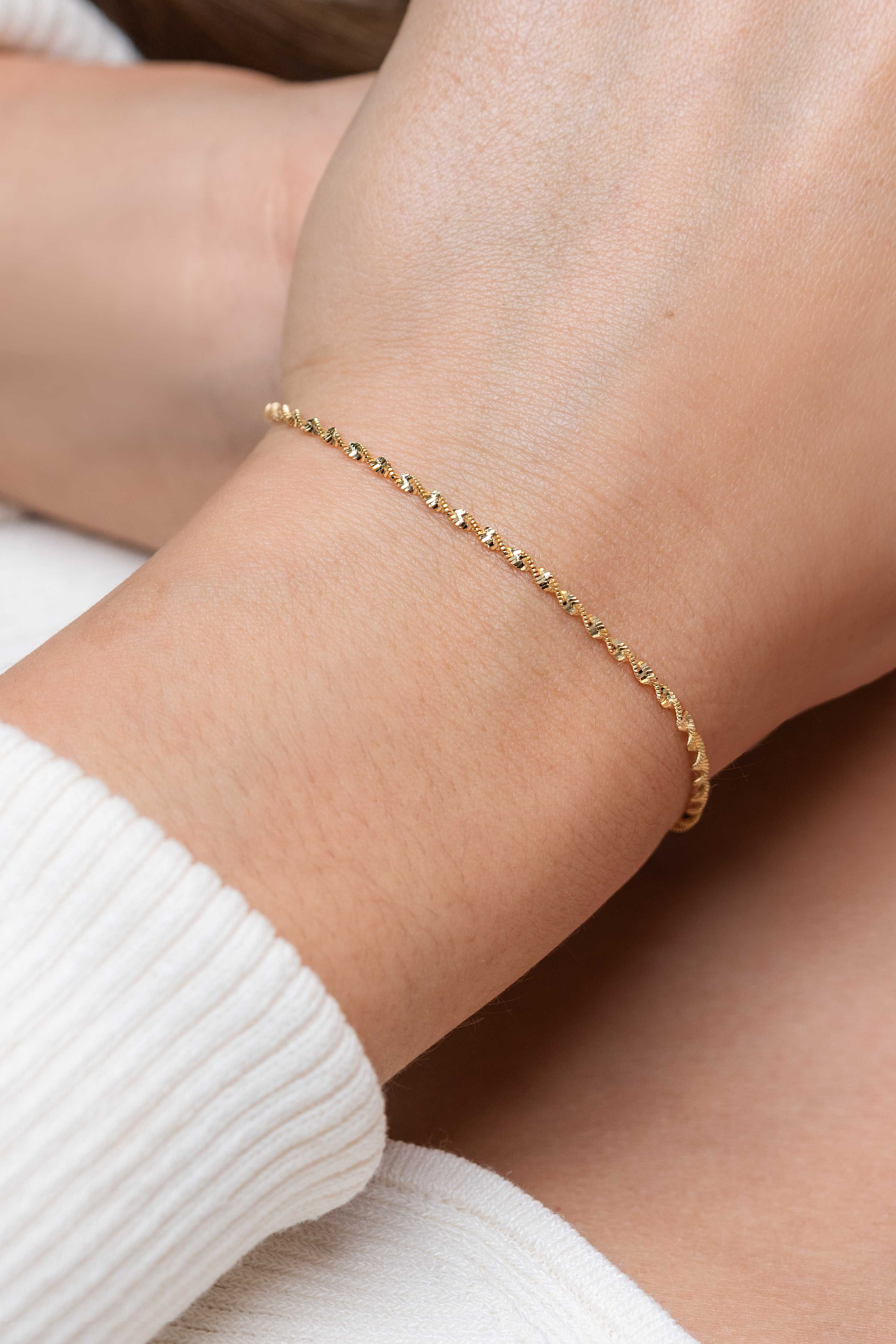 ZINZI gold plated silver singapore bracelet with sparkling twisted links 1.9mm wide 17-20cm ZIA2585G
