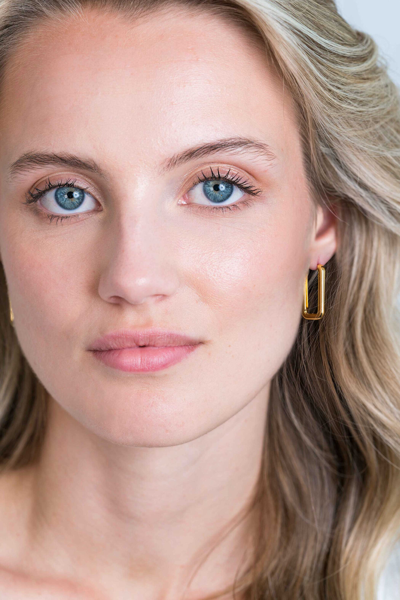 24mm ZINZI Gold Plated Sterling Silver Hoop Earrings Rectangular 24x3mm ZIO2223G