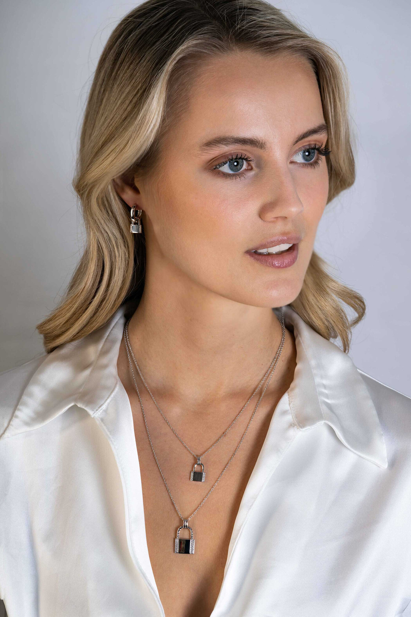 25mm ZINZI Sterling Silver Pendant Lock with White Zirconias ZIH2391L (excl. necklace)