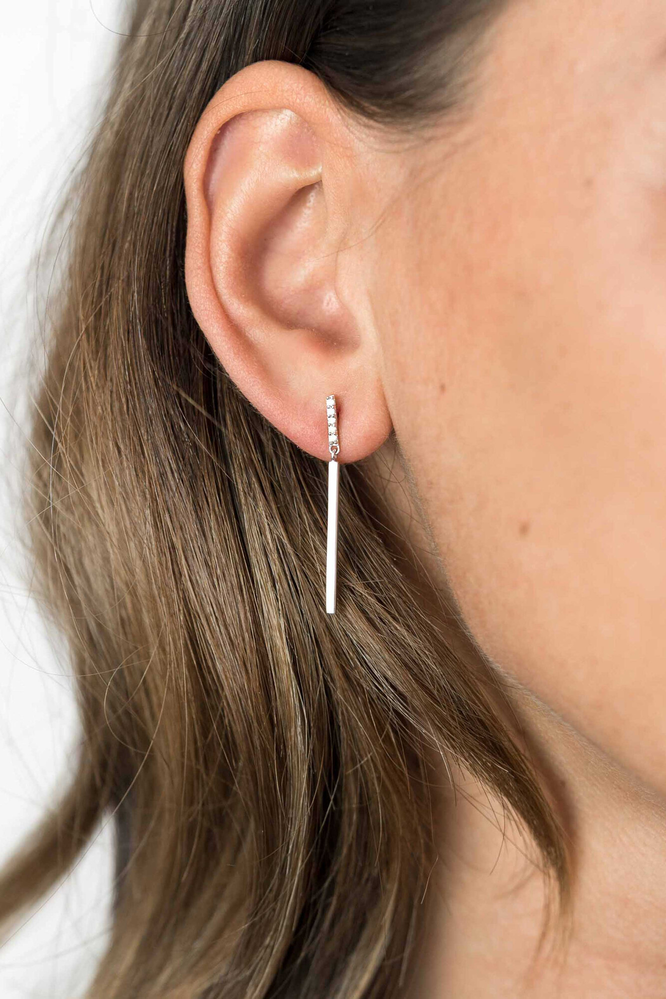 35mm ZINZI Sterling Silver Drop Earrings Bars White ZIO1832