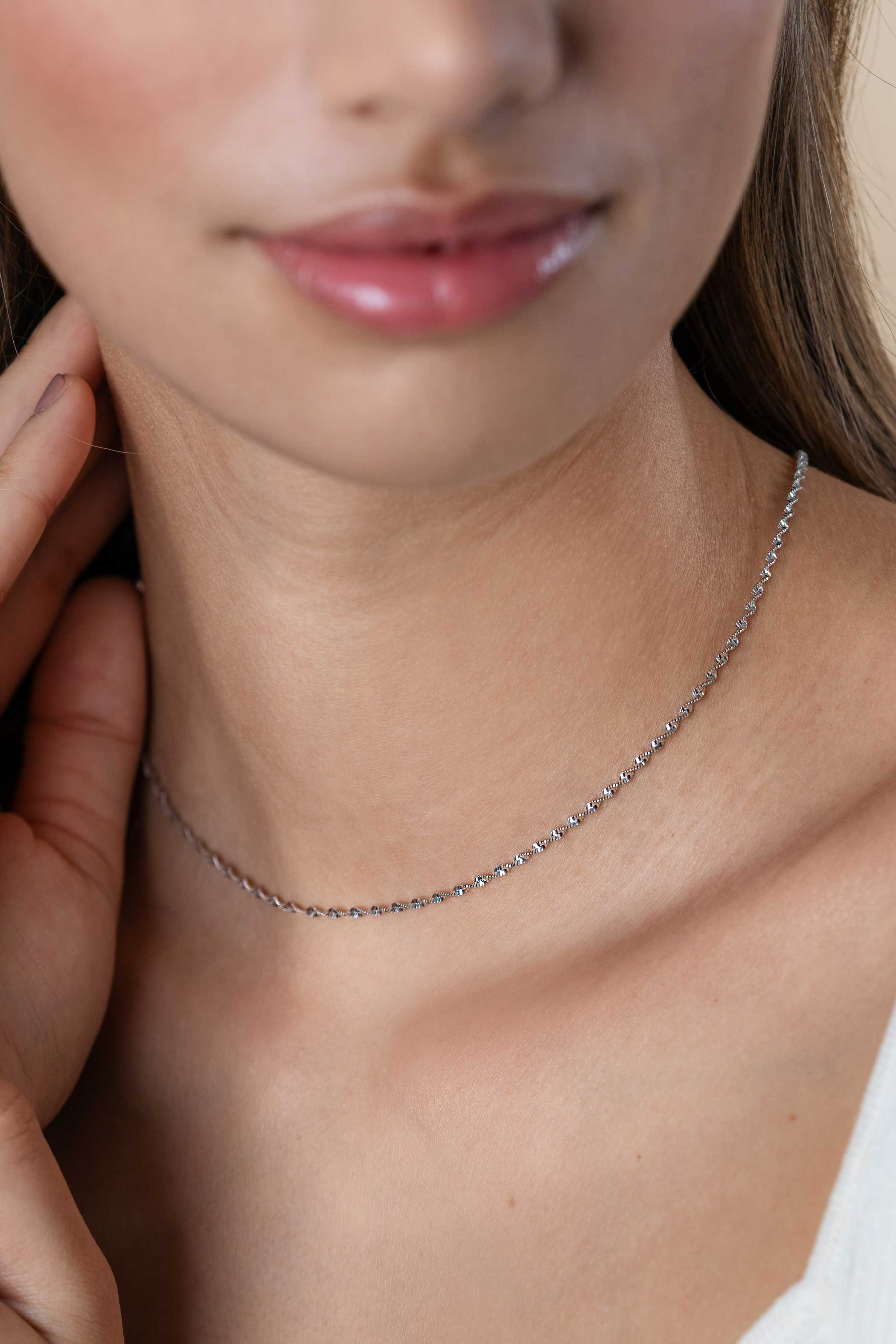 ZINZI silver necklace with sparkling twisted links 1.9mm wide 43-45cm ZIC2585
