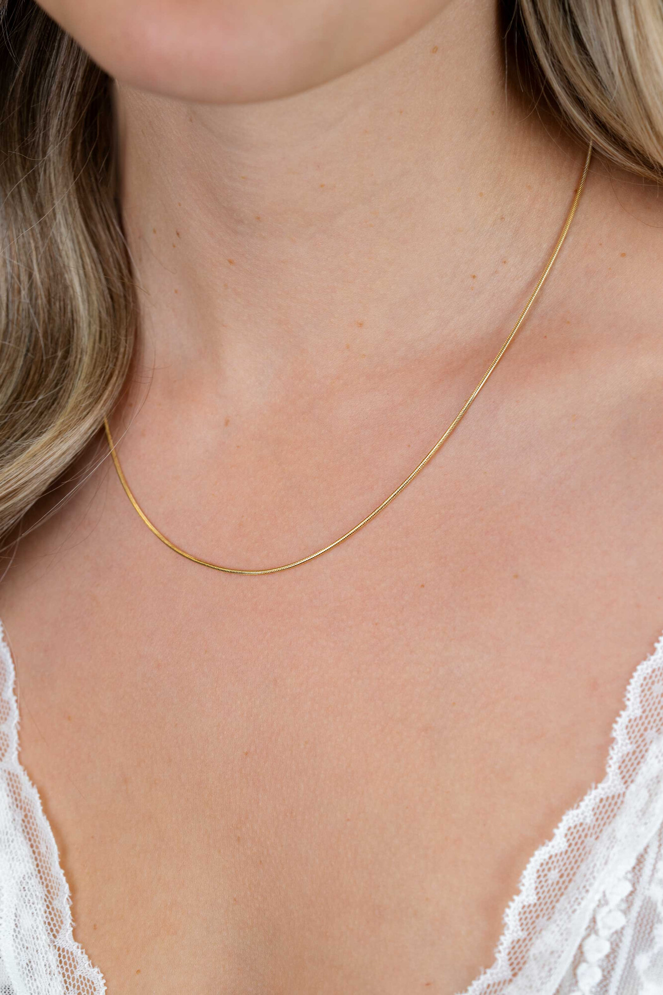 ZINZI Gold Plated Sterling Silver Snake Necklace 1mm width 45cm ZISL45G