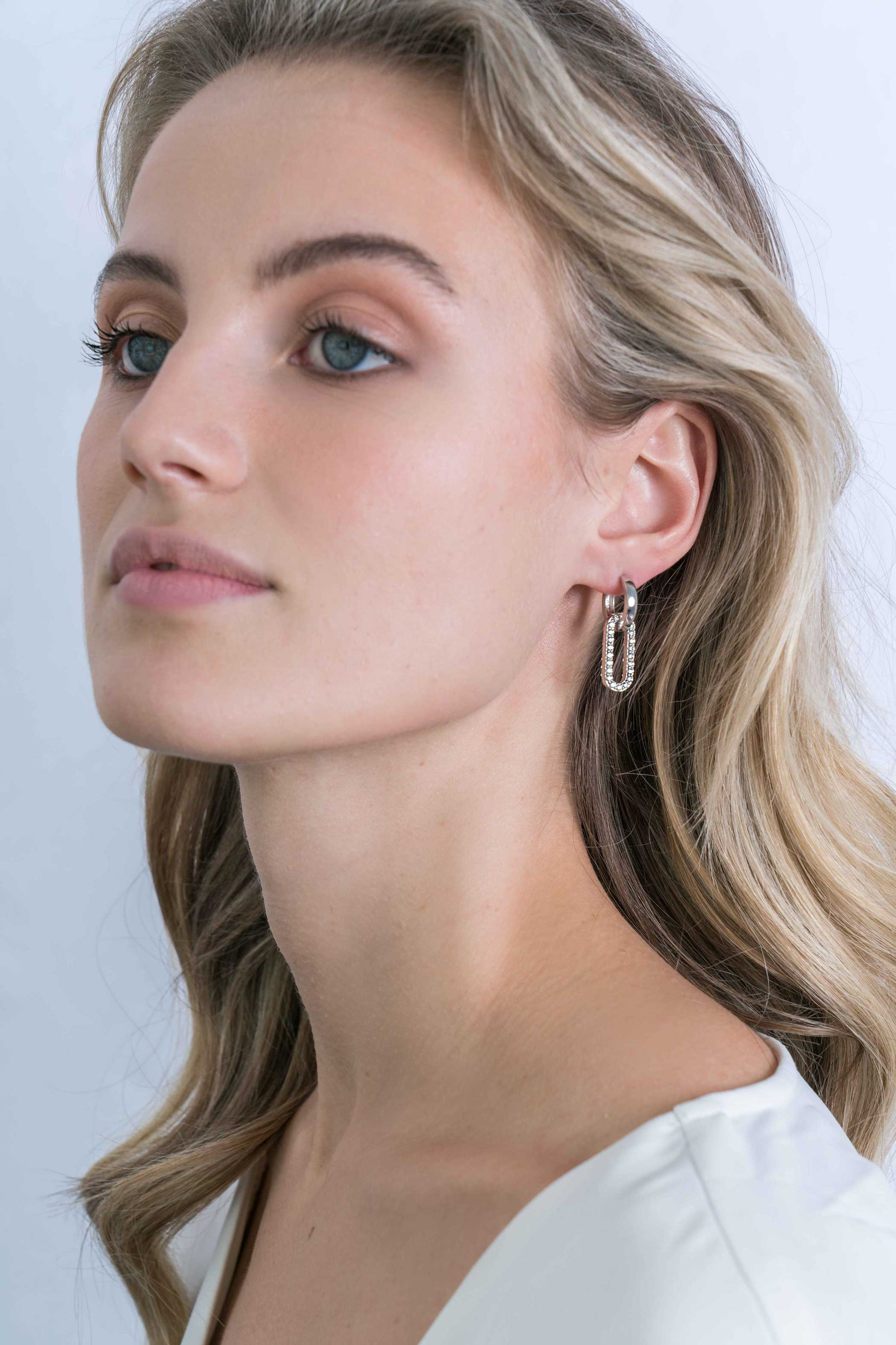 20mm ZINZI Sterling Silver Earrings Pendants Oval White Zirconia ZICH2156 (excl. hoop earrings)