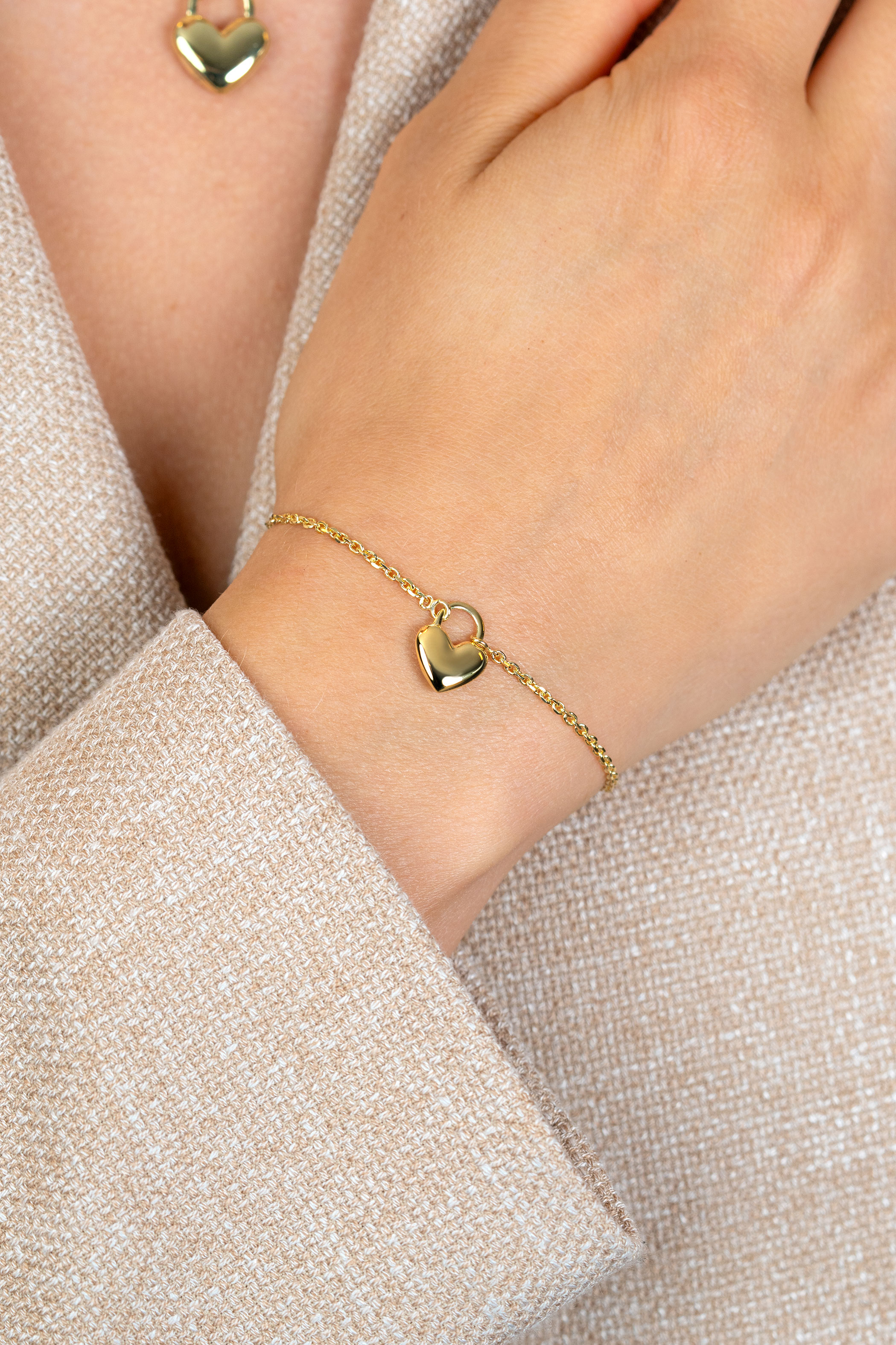 ZINZI gold plated silver link bracelet with a heart-shaped lock pendant 17-20cm ZIA2673G