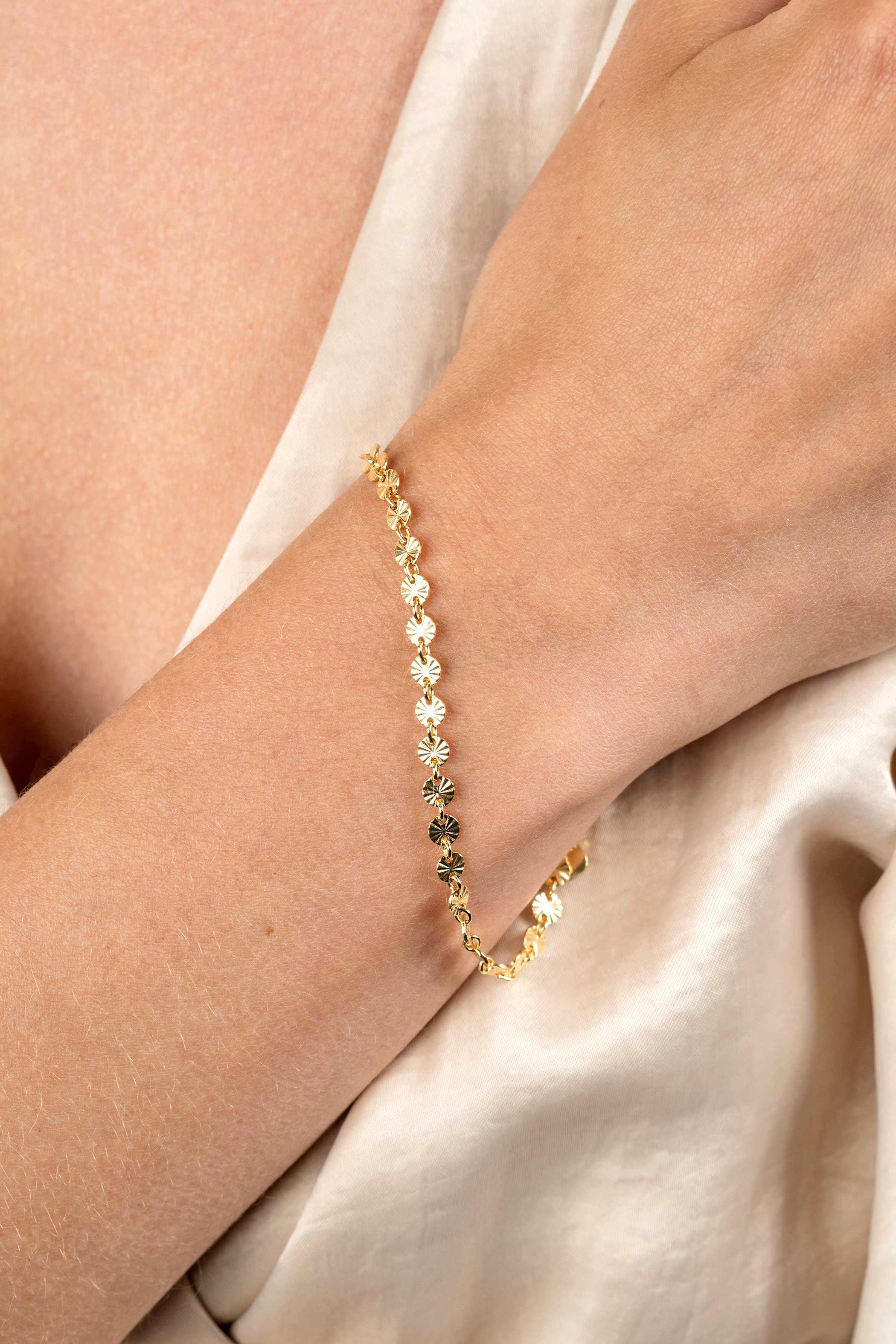 ZINZI Gold Plated Sterling Silver Bracelet Coins with Sunbeams width 4,3mm ZIA2272G