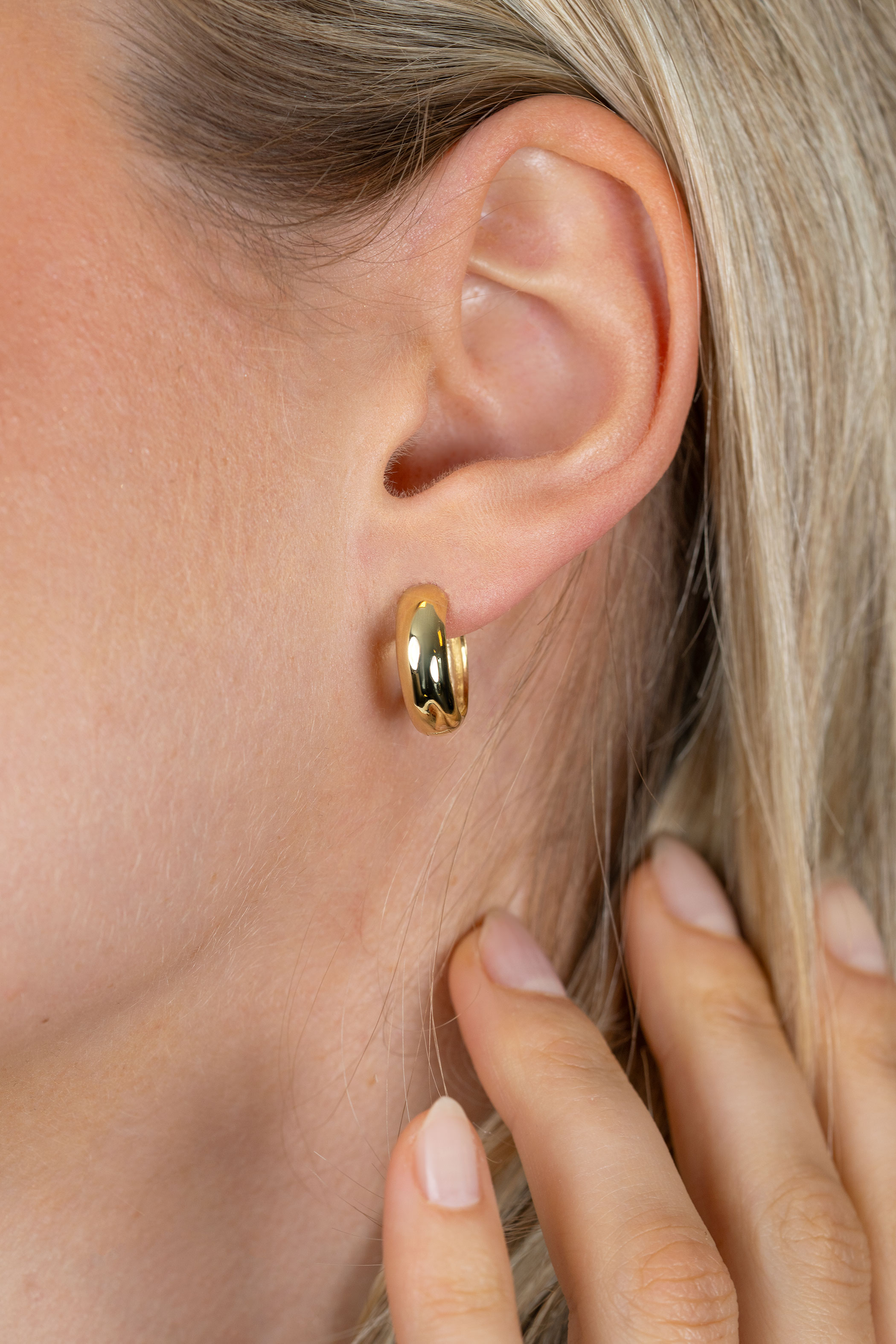 ZINZI zlv. klapcreolen gg.verg.half rond 15.5x5.3mm