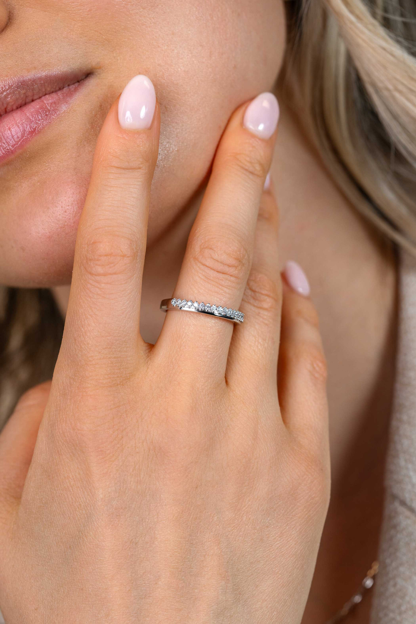 ZINZI zlv. ring half glad half zirconia's mt.62