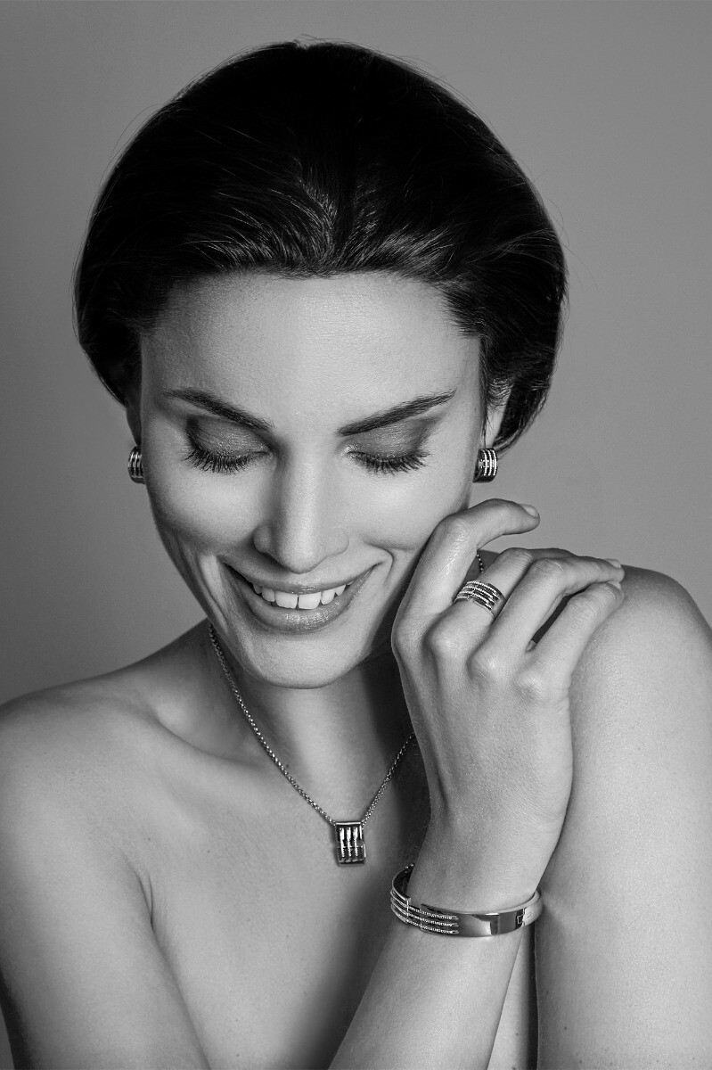 ZINZI Sterling Silver Bangle Bracelet 11mm by Dutch Designer Mart Visser MVA18