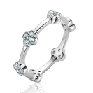 ZINZI zlv. ring met lichtblauwe klavers rondom mt.60