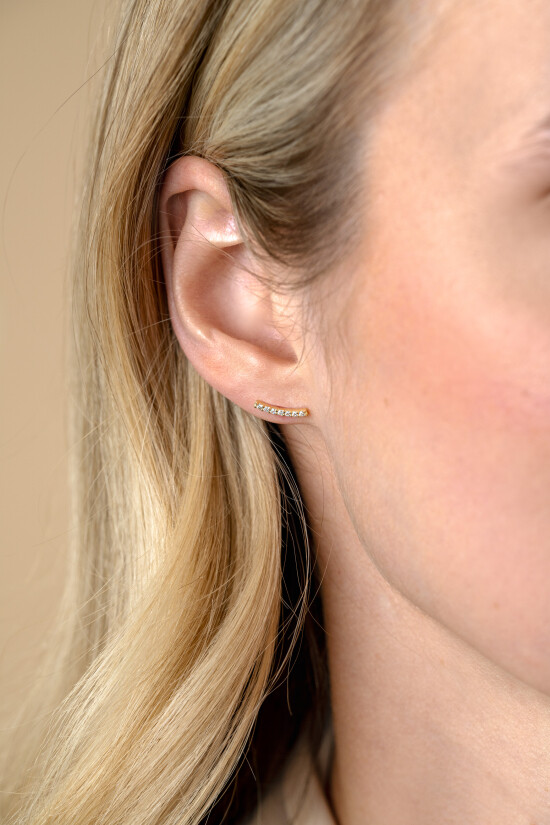 11mm ZINZI Gold 14 ct gold stud earrings in a quarter circle, set with seven white cubic zirconias ZGO517