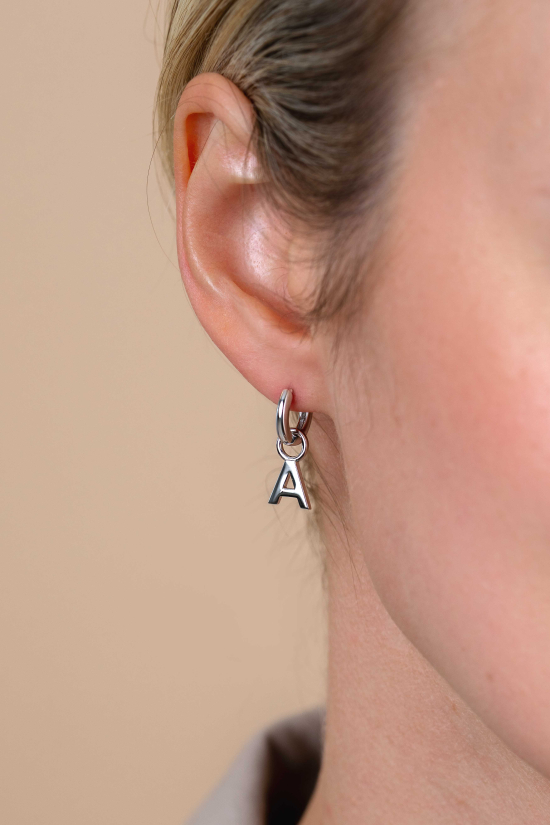 ZINZI Sterling Silver Letter Earrings Pendant A price per piece ZICH2144A (excl. hoop earrings)