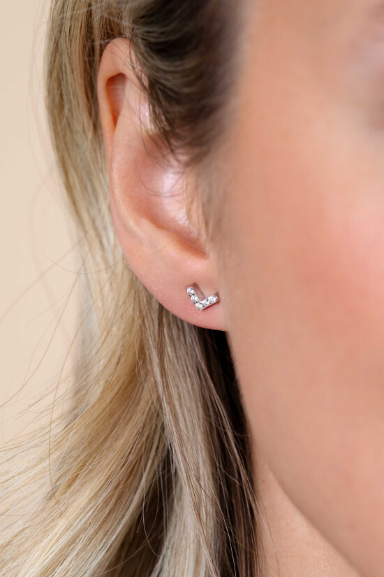 7mm ZINZI Sterling Silver Stud Earrings V-Shape White ZIO1380Z