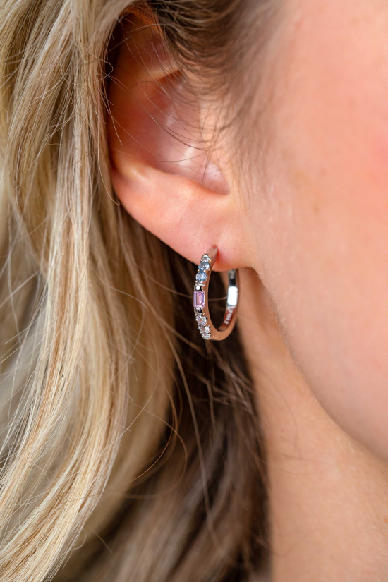 ZINZI zlv. oorringen met roze/blauw/zirc.19x2mm