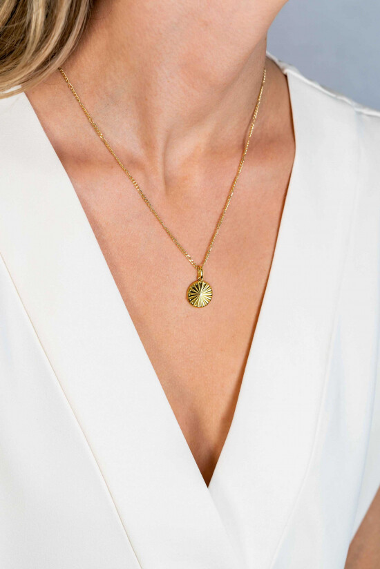 15mm ZINZI Gold Plated Sterling Silver Pendant Coin with Sunbeams ZIH2296 (excl. necklace)