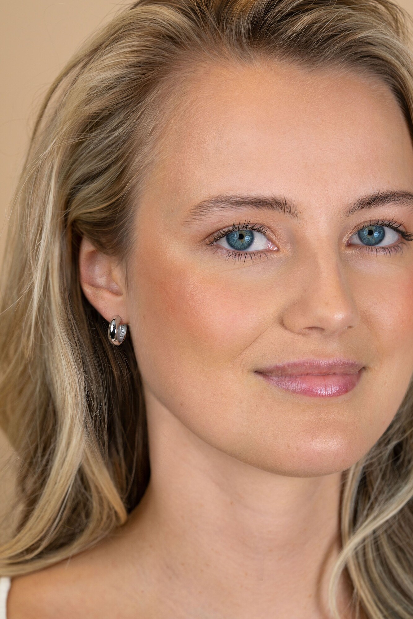 ZINZI zlv. klapcreolen half rond 15.5x5.3mm