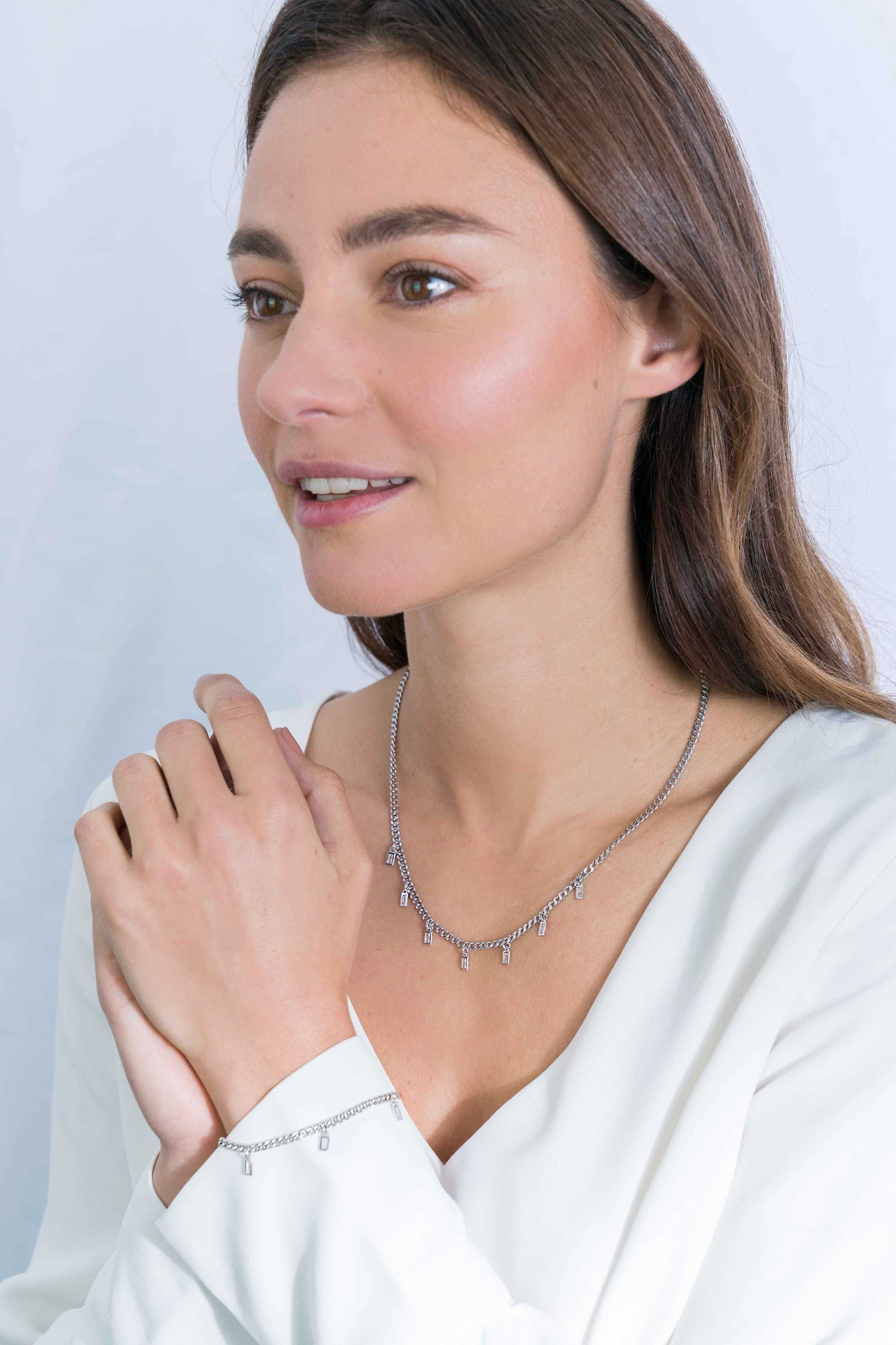 ZINZI Sterling Silver Bracelet Curb Chain and Baguette White Zirconias 18-20cm  ZIA2104