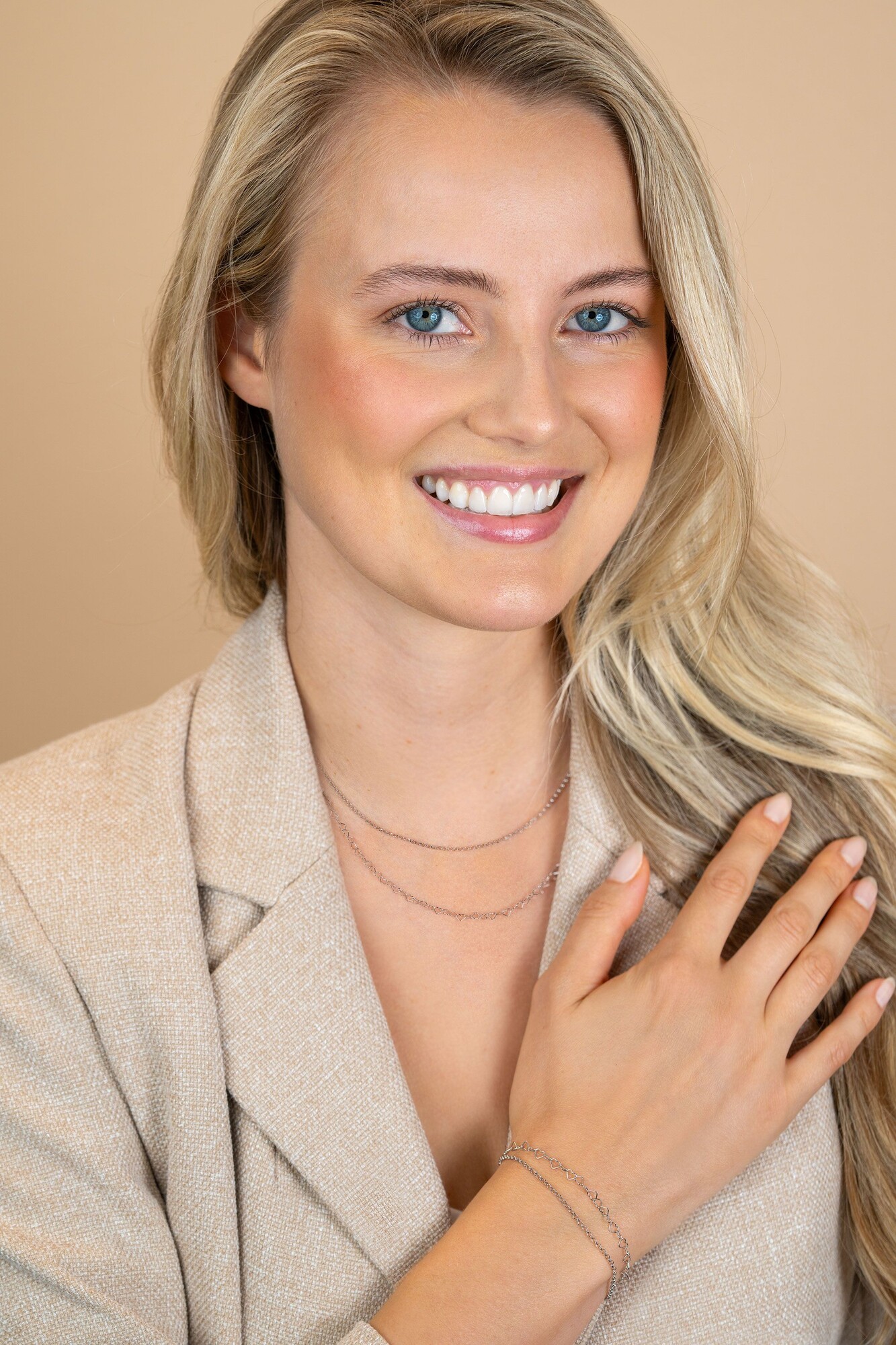 ZINZI zlv. multi-look armband 2 rijen hartjes en jass.