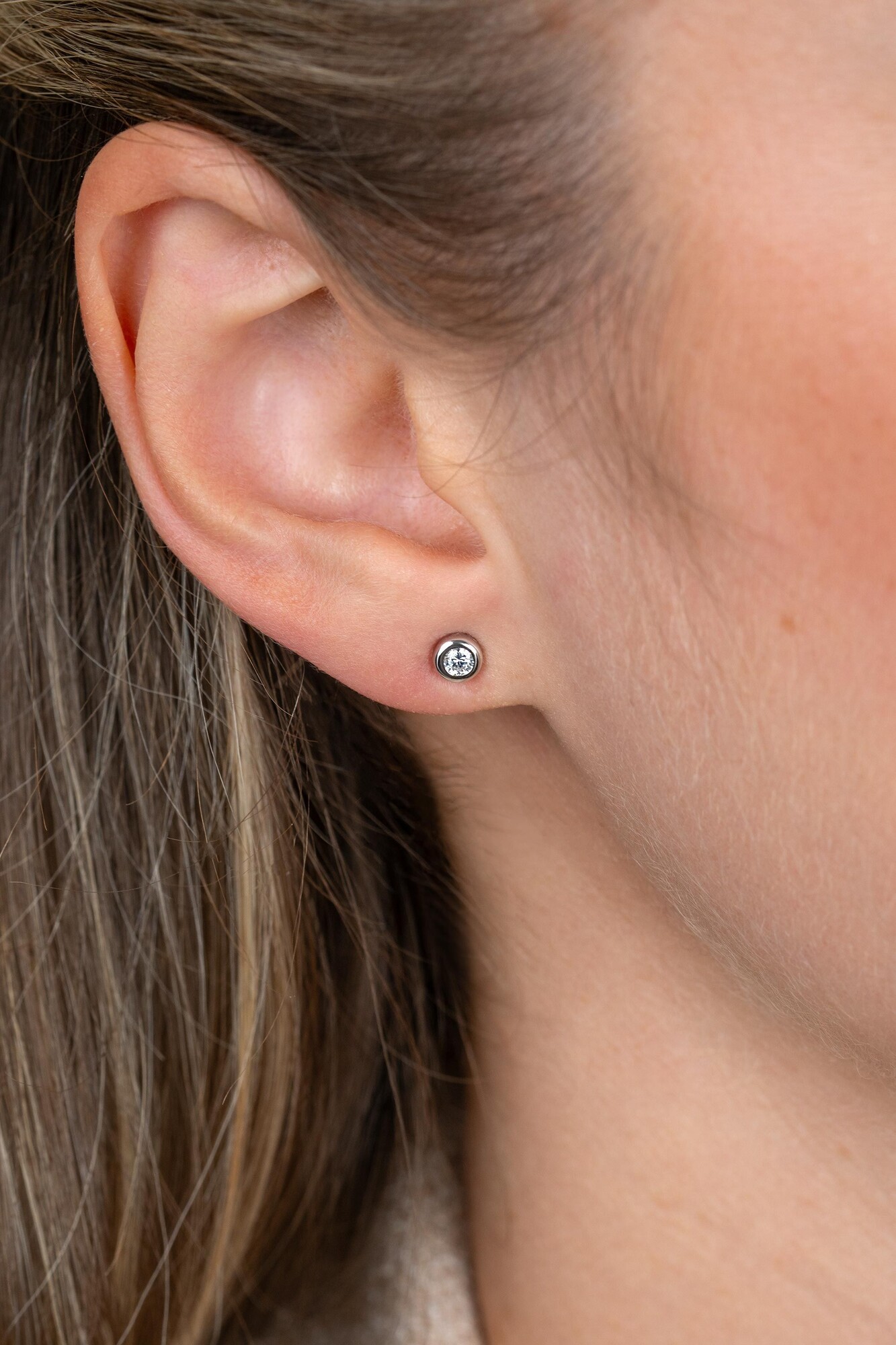 ZINZI Sterling Silver Stud Earrings Round 4mm White ZIO1177