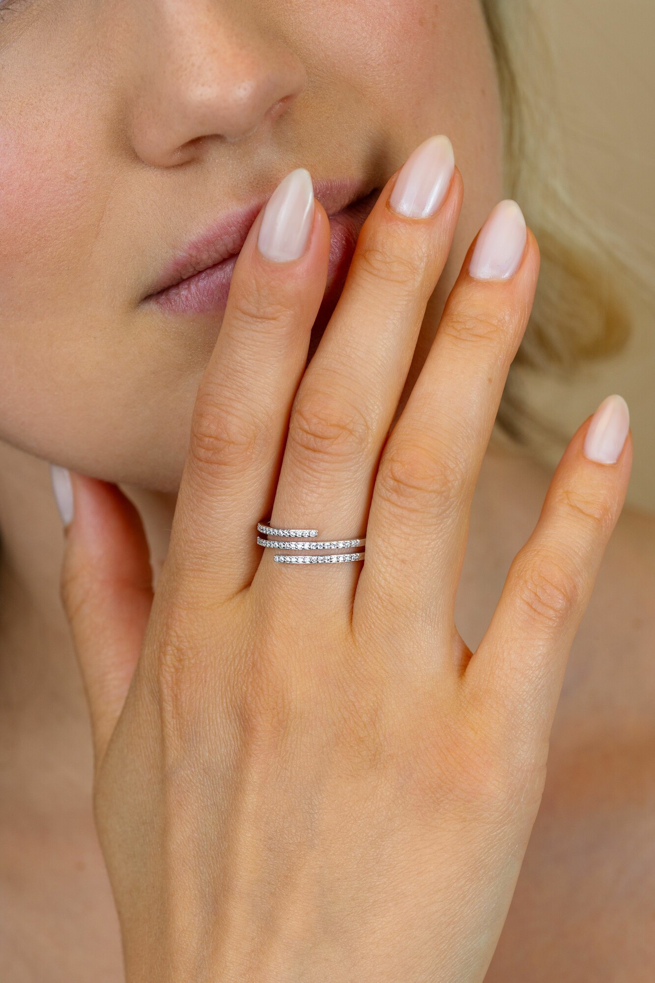 ZINZI zlv. ring slagmodel 3 banen zirconia's mt.56