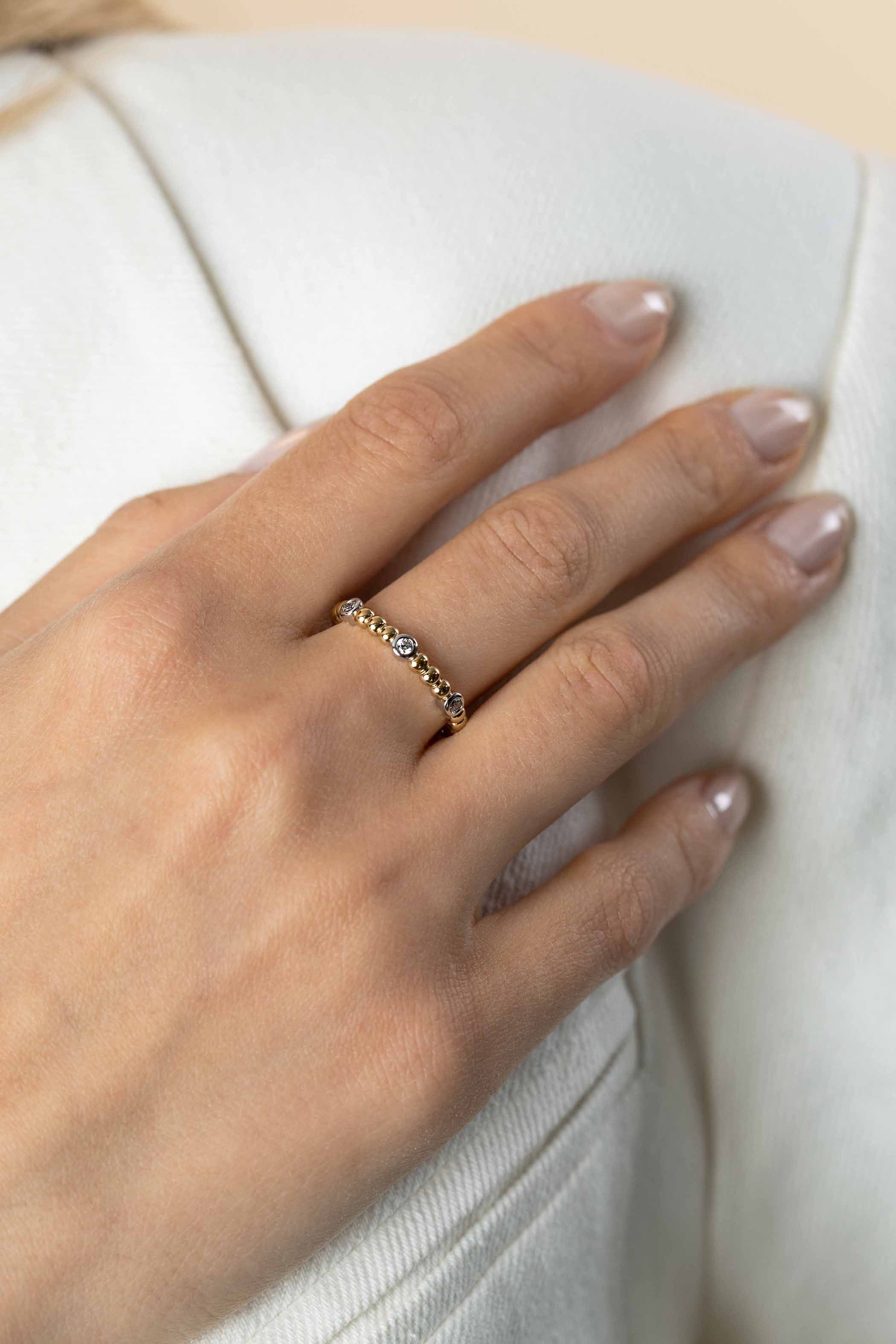 ZINZI Gold Plated Sterling Silver Stackable Ring Beads Shank and 3 Round Settings with White Zirconia ZIR2569