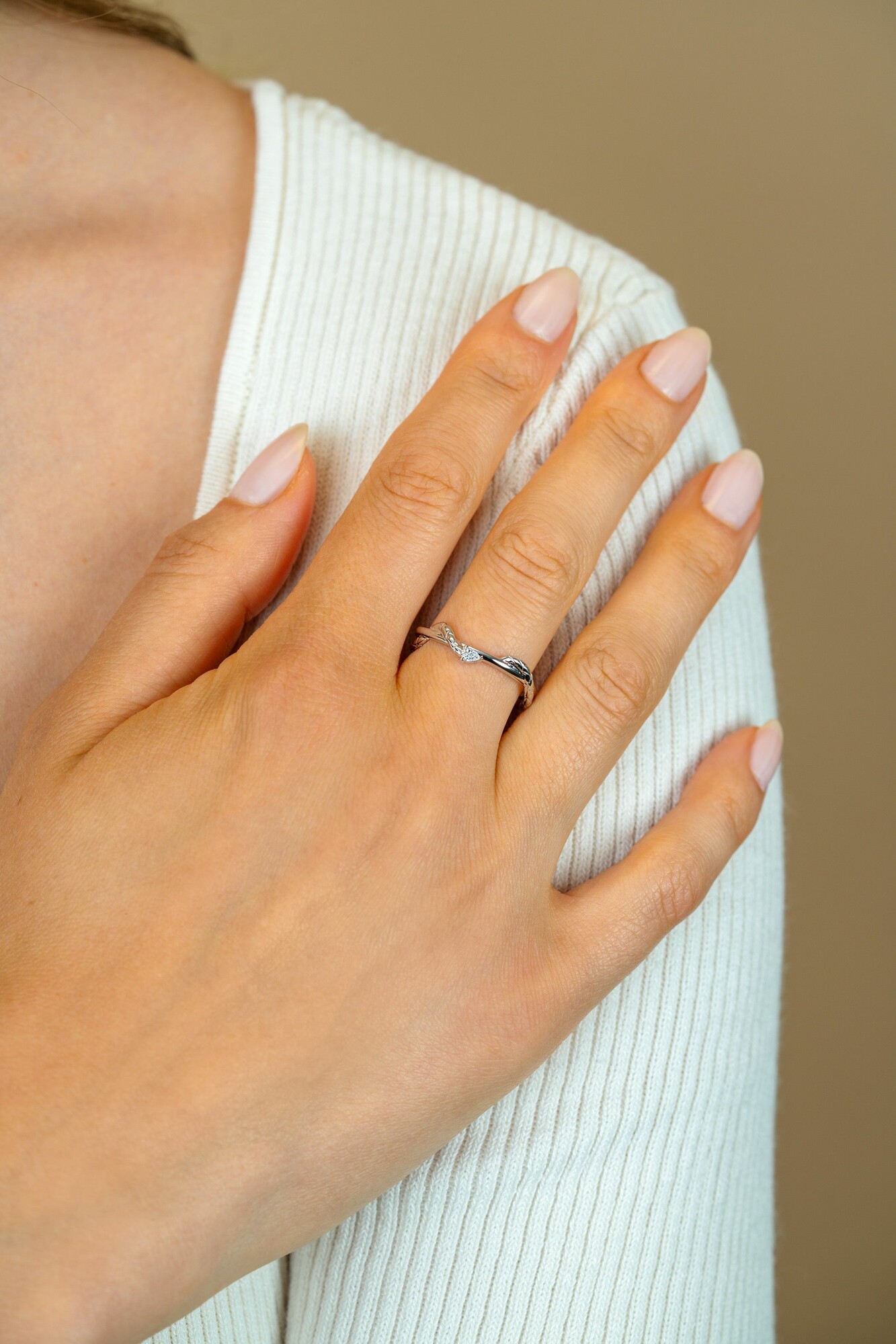 ZINZI zlv. ring slang eromheen gewikkeld zirc.mt.56
