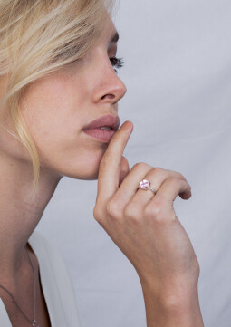 ZINZI zilveren ring rond zachtroze ZIR2089R
