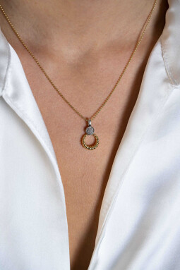 ZINZI zilveren bicolor ronde hanger 20mm gedraaid motief, bezet met witte zirconia's ZIH2390Y