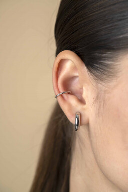 12,5mm ZINZI zilveren ear cuff gedraaide buis per stuk geprijsd ZIO-CUFF3