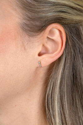 ZINZI GOLD oorstekers 3x zirc.aflopend in kastje