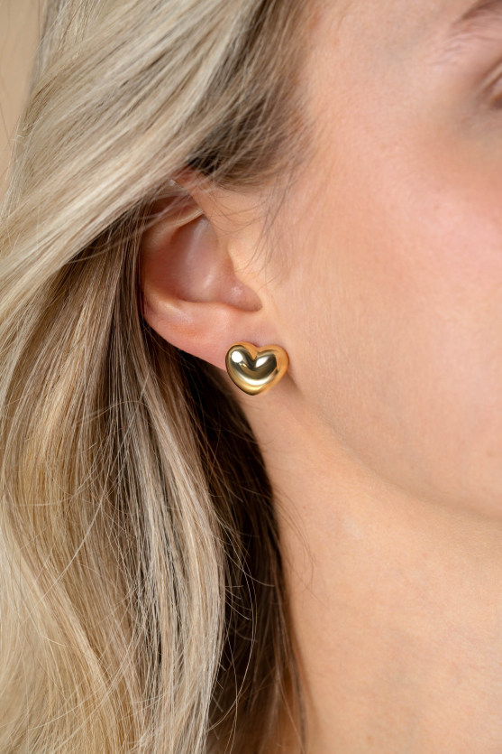 13mm ZINZI gold plated silver stud earrings in puffy heart shape