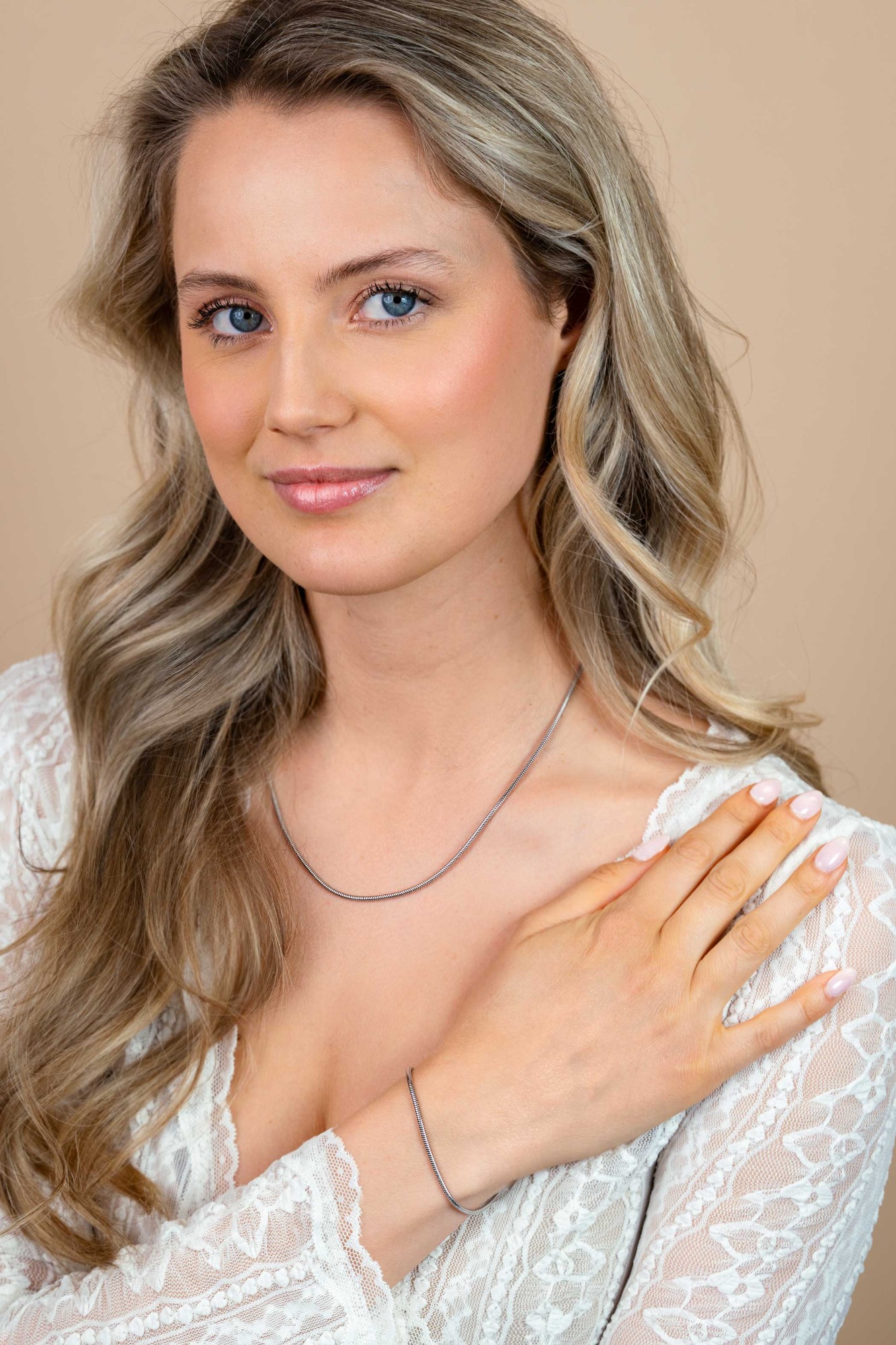 ZINZI zlv. slangen armband rond 2mm